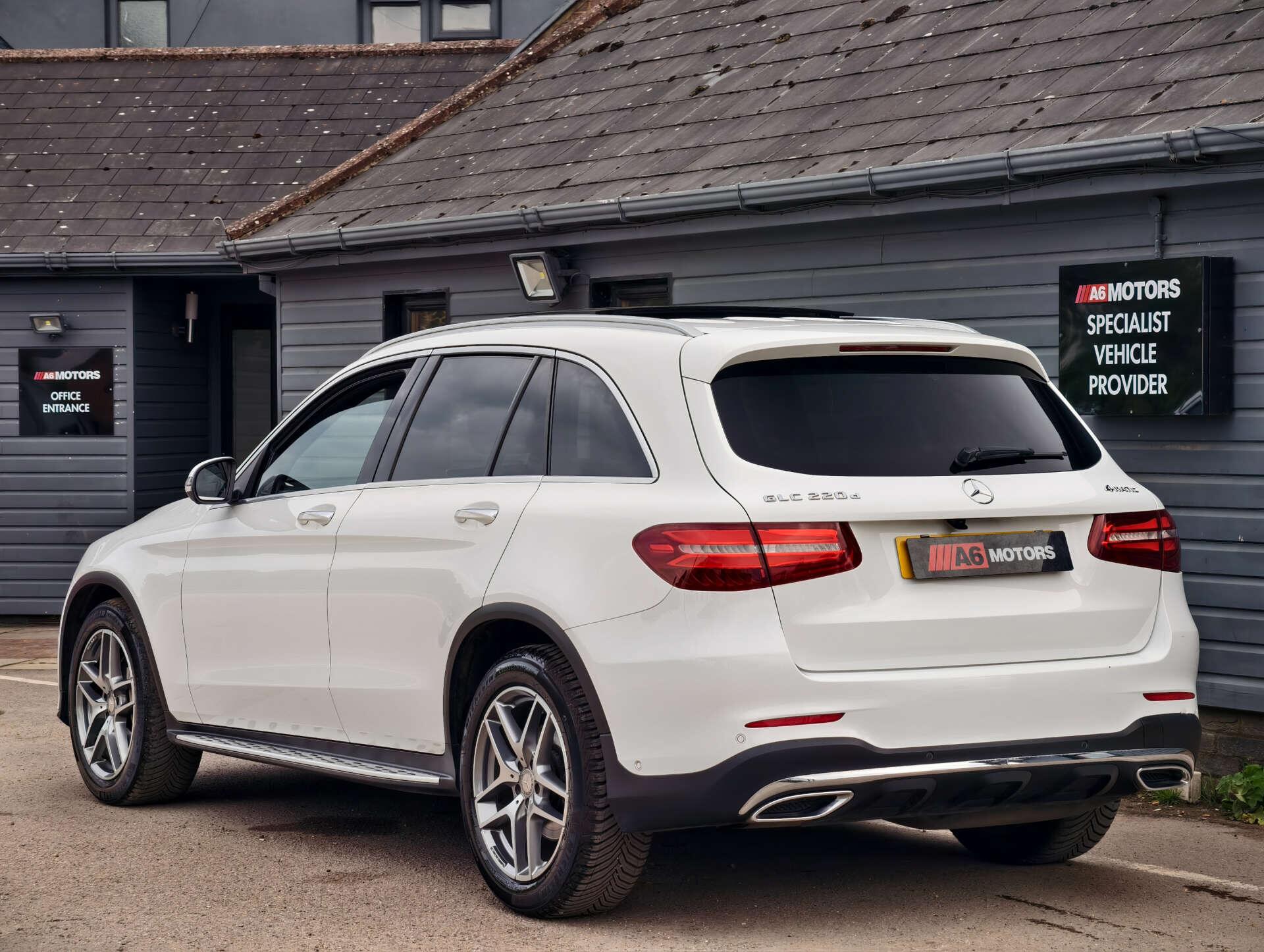 Mercedes-Benz GLC view 8
