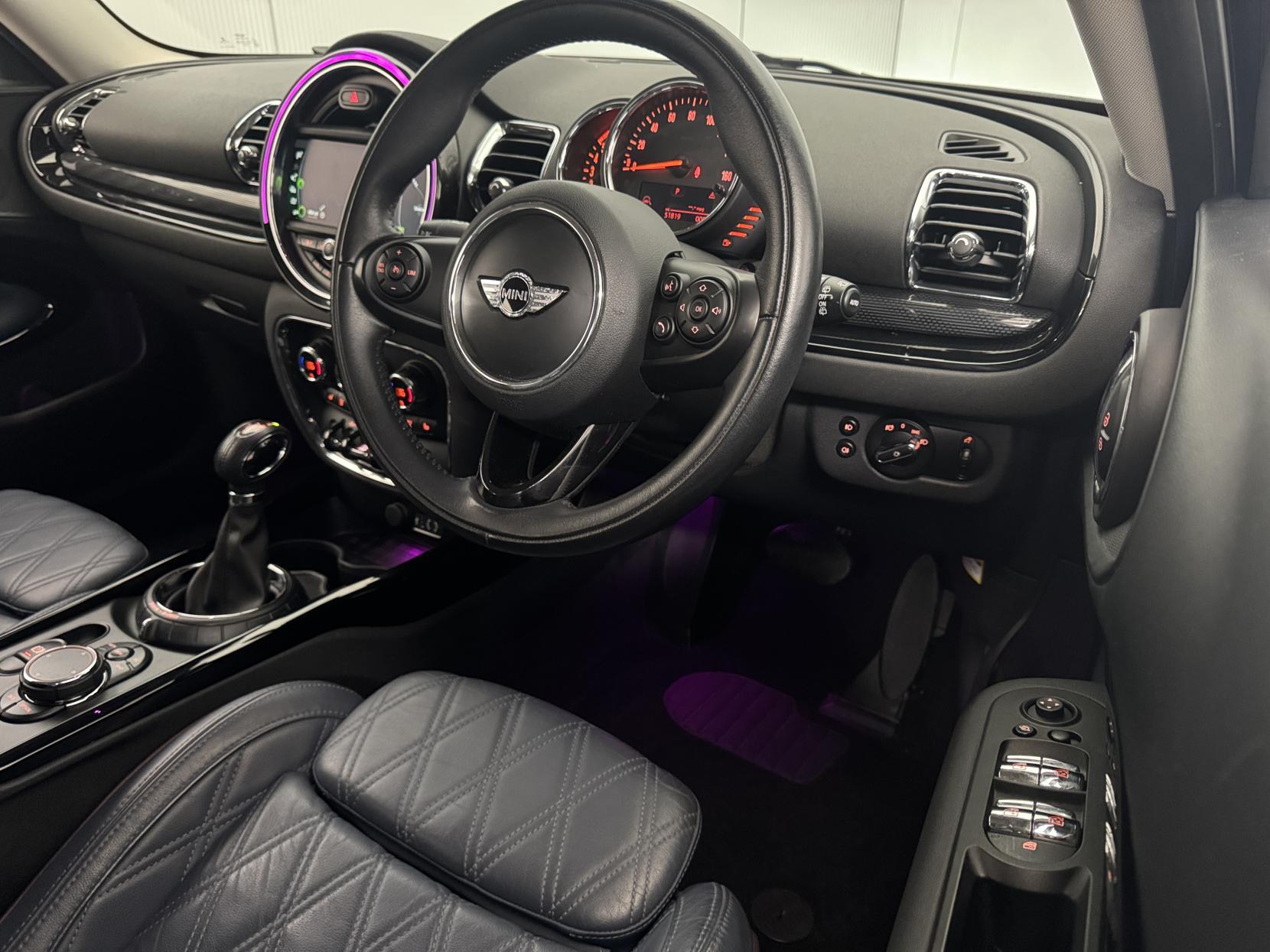 Mini Clubman view 59