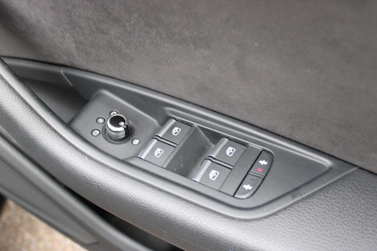 Audi A4 view 49