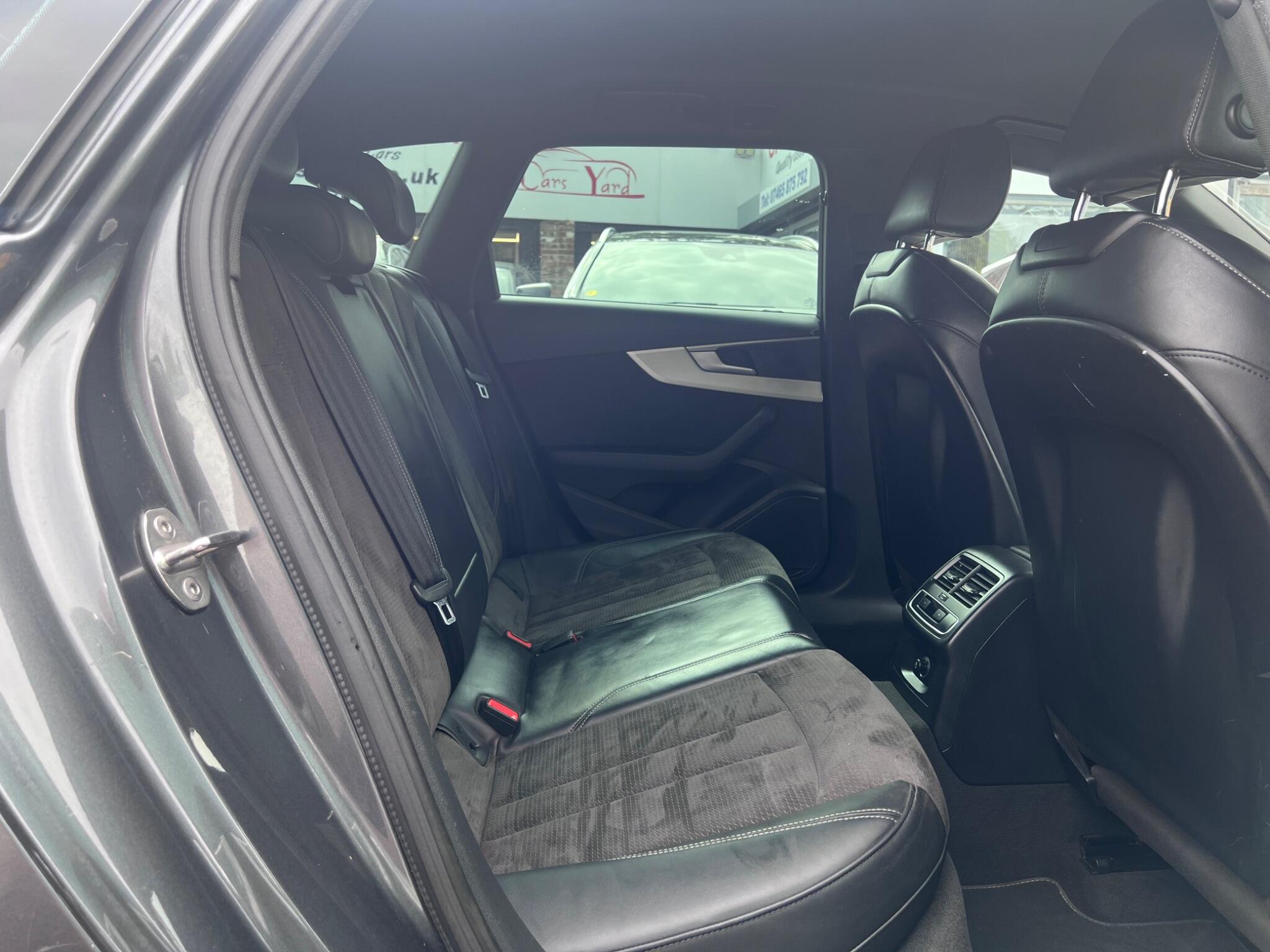 Audi A4 Avant view 32