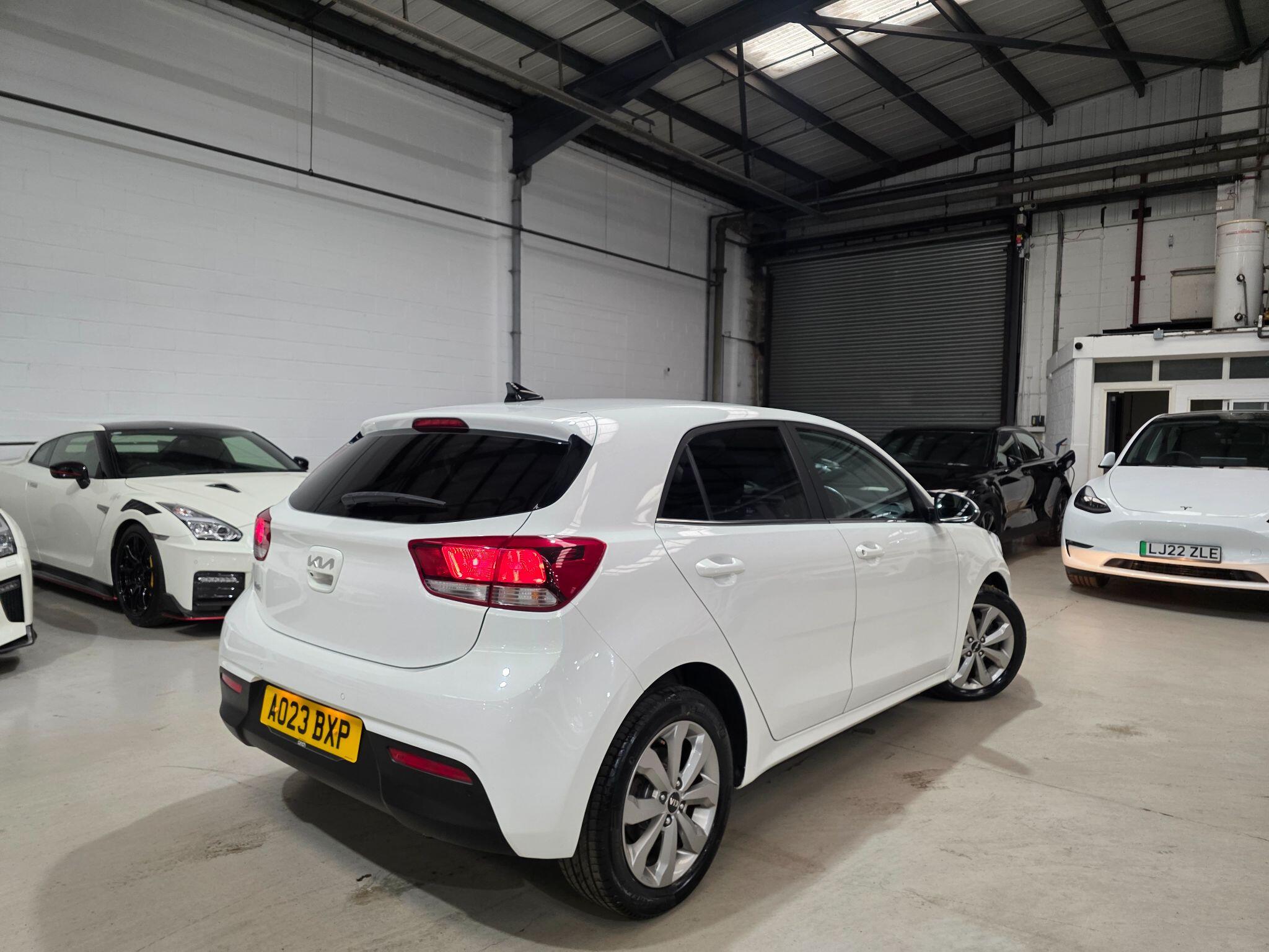 Kia Rio view 25