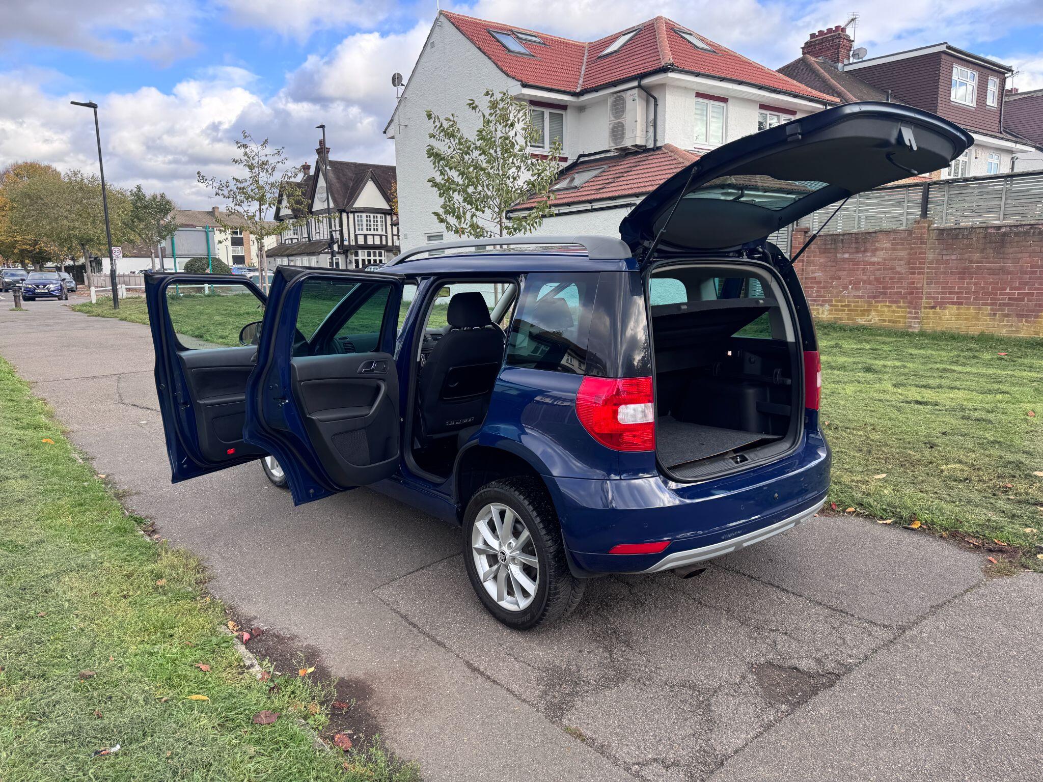 2014 Skoda Yeti image 37