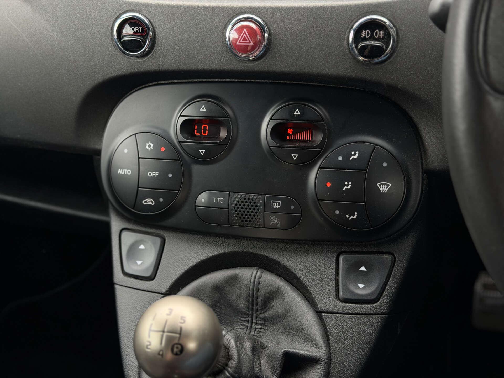 Abarth 595 view 32