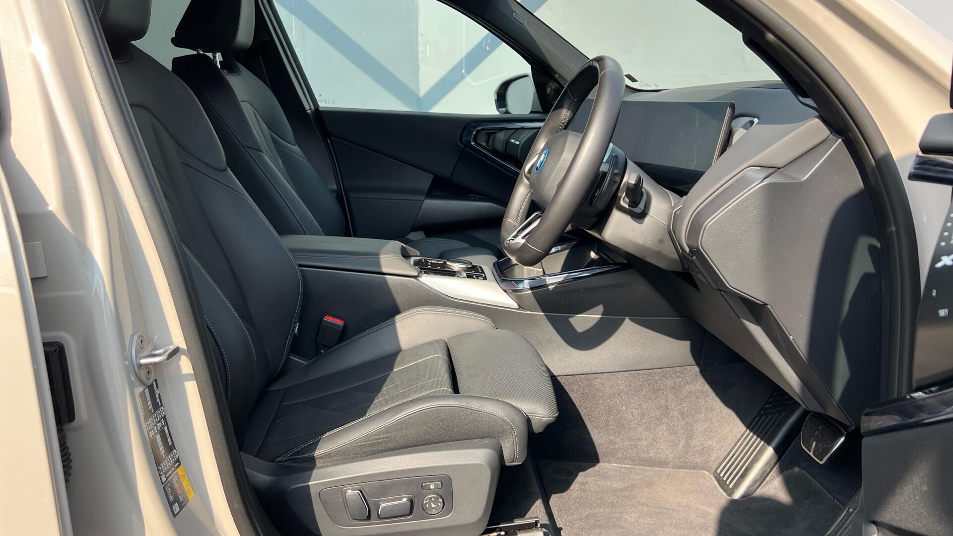 BMW X3 view 11
