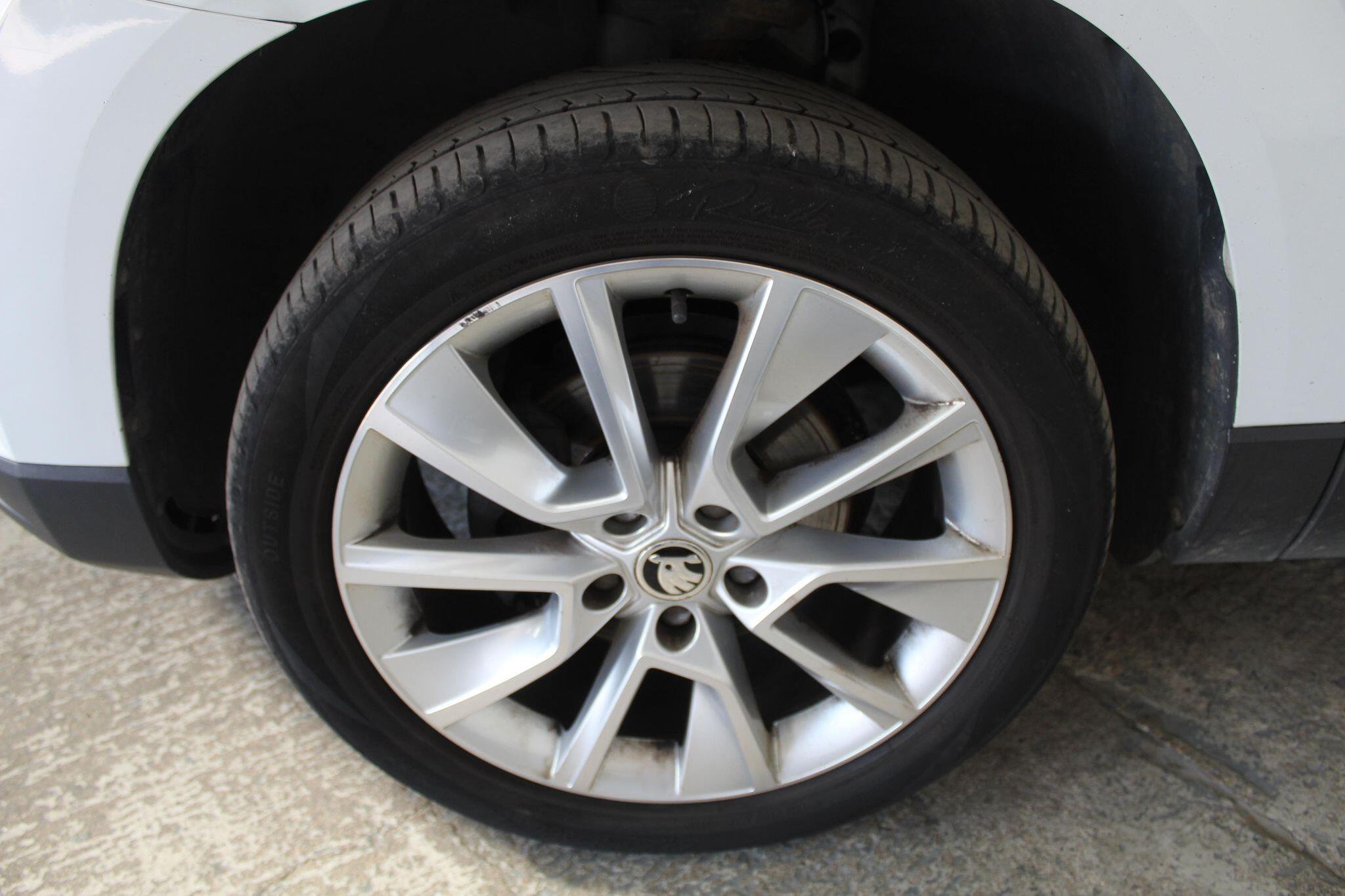 Skoda Karoq view 57