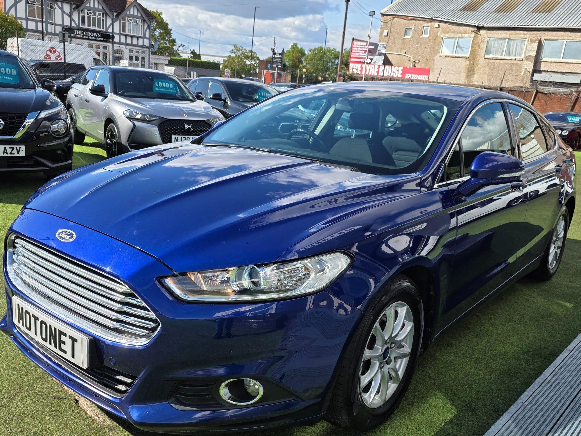 Ford Mondeo view 9