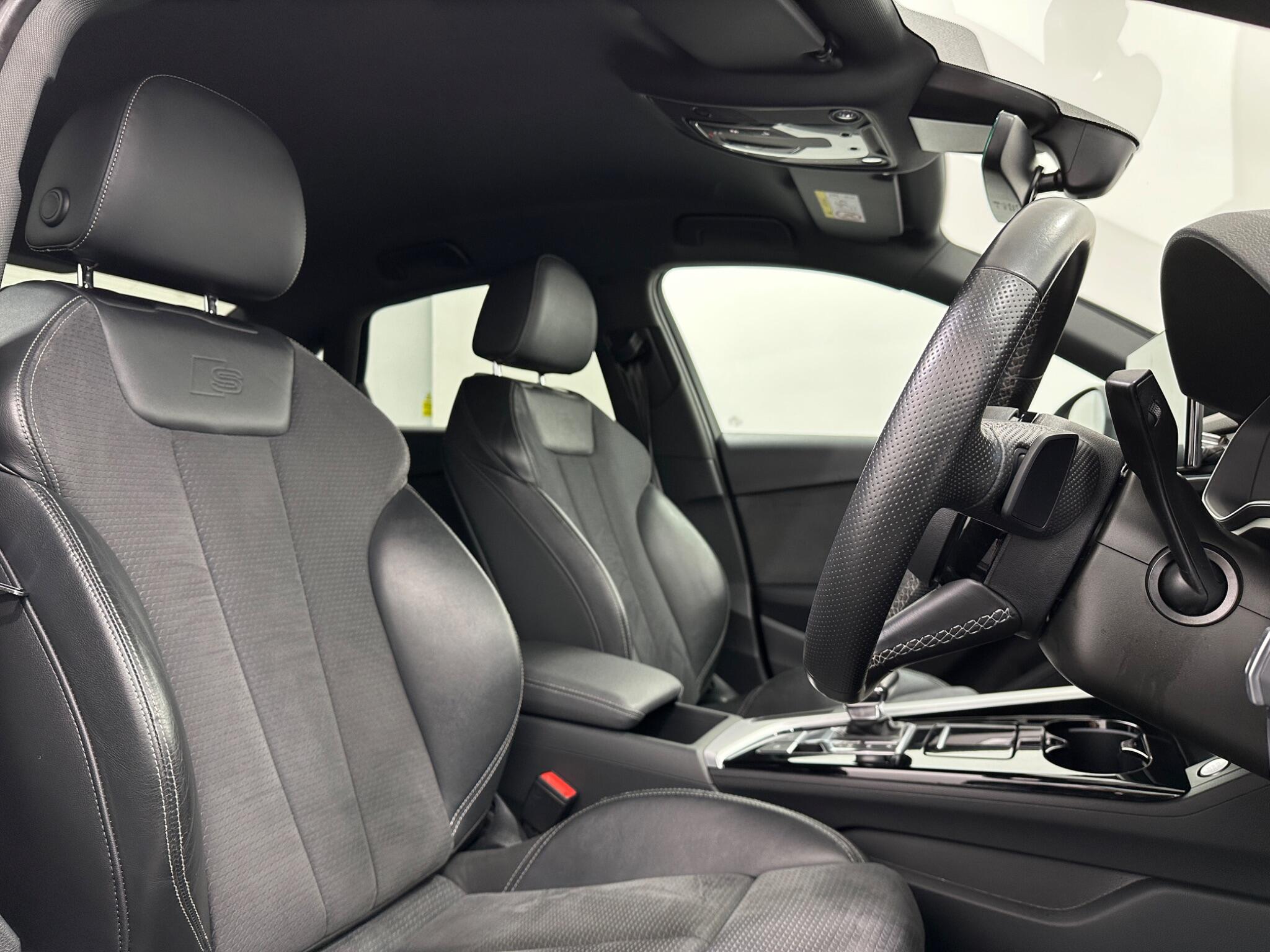 Audi A4 view 34