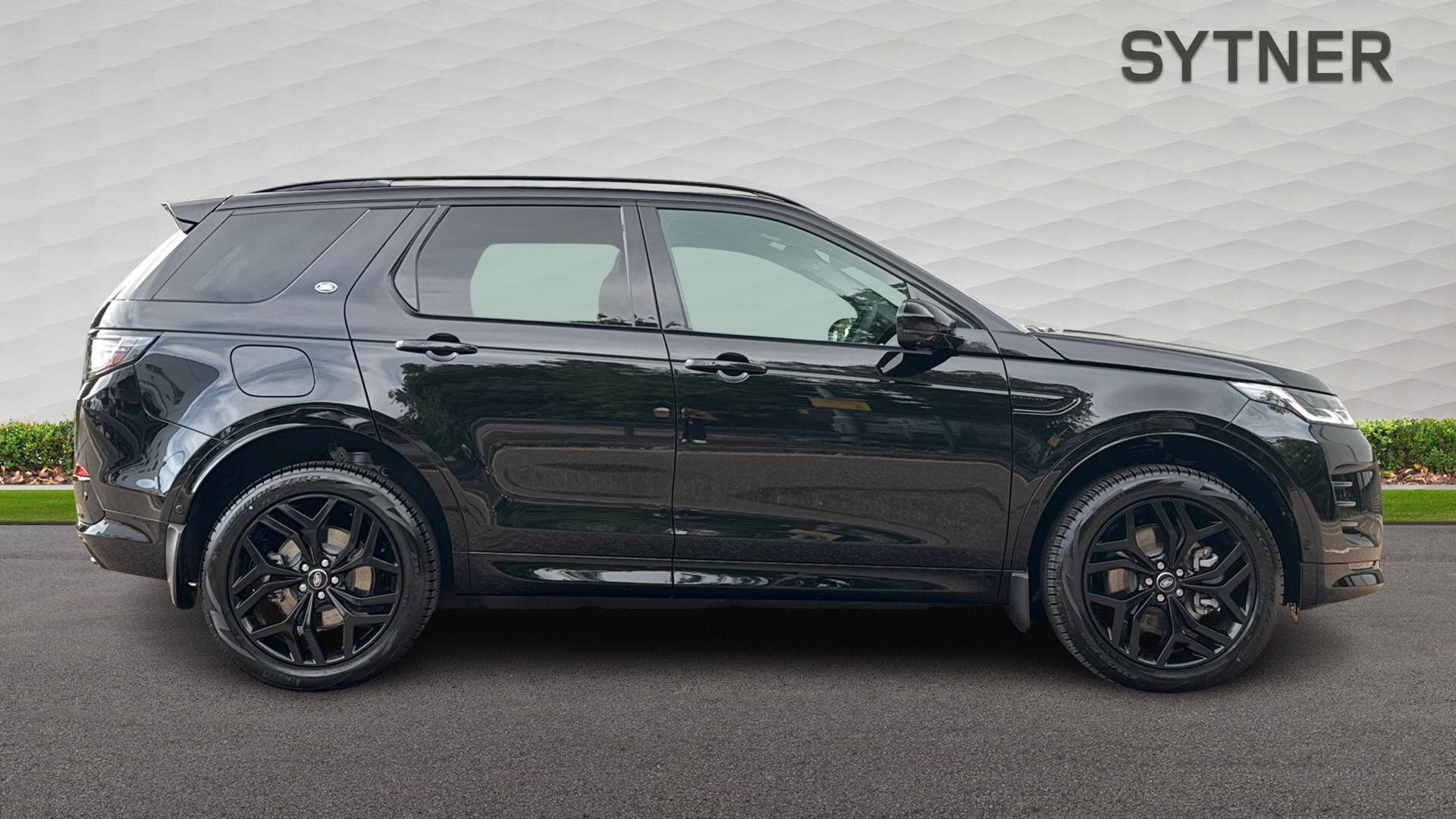 Land Rover Discovery Sport view 5