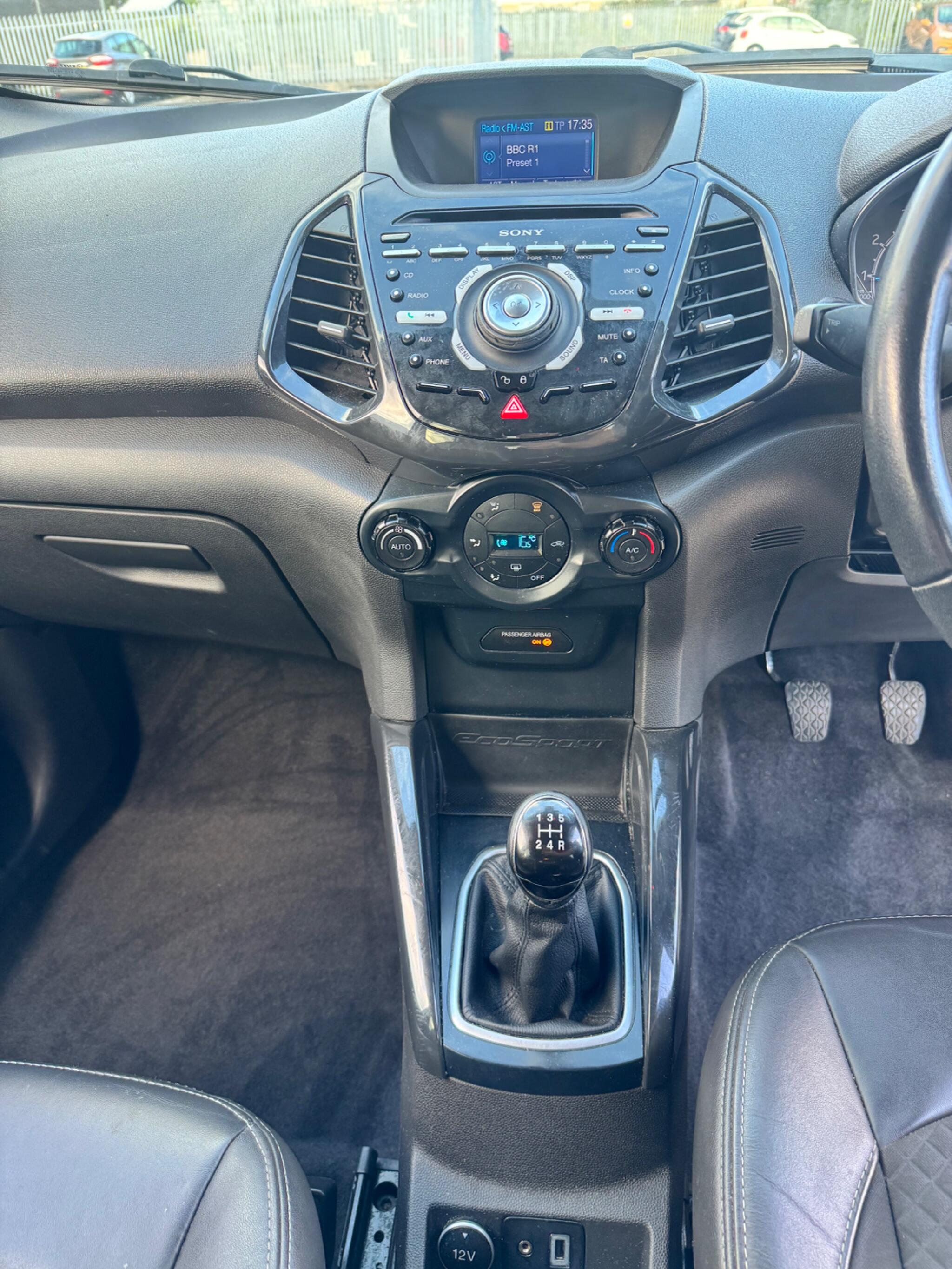Ford Ecosport view 23