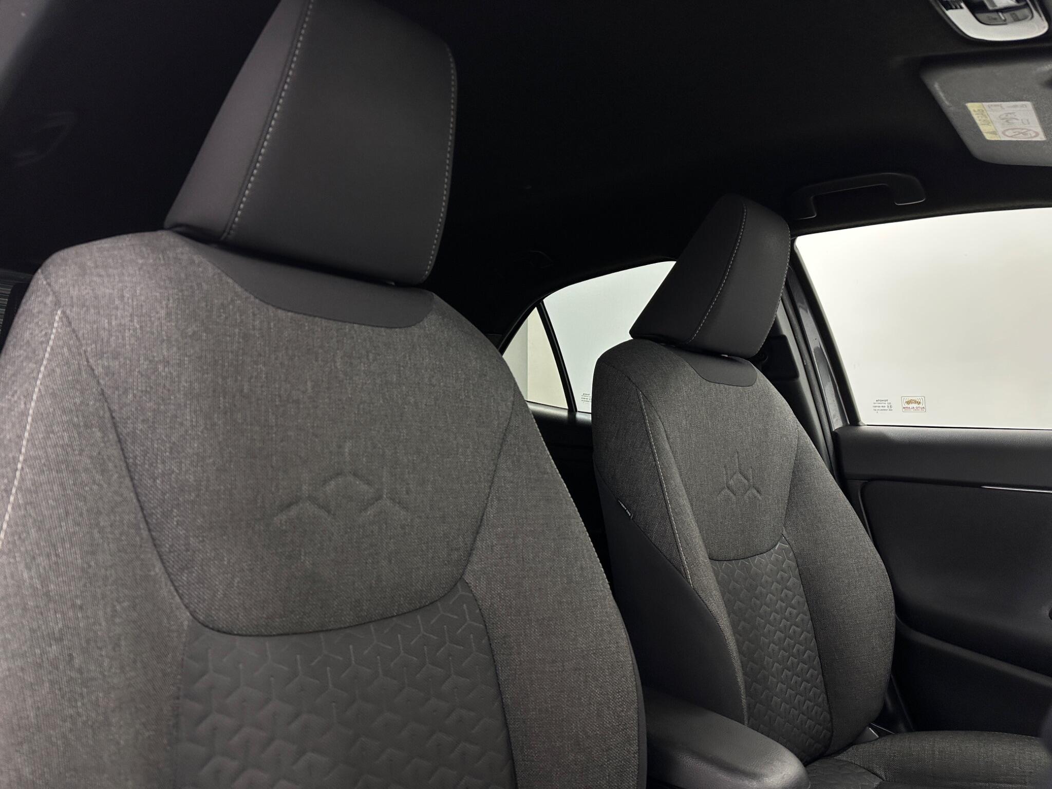 Toyota Yaris Cross view 31