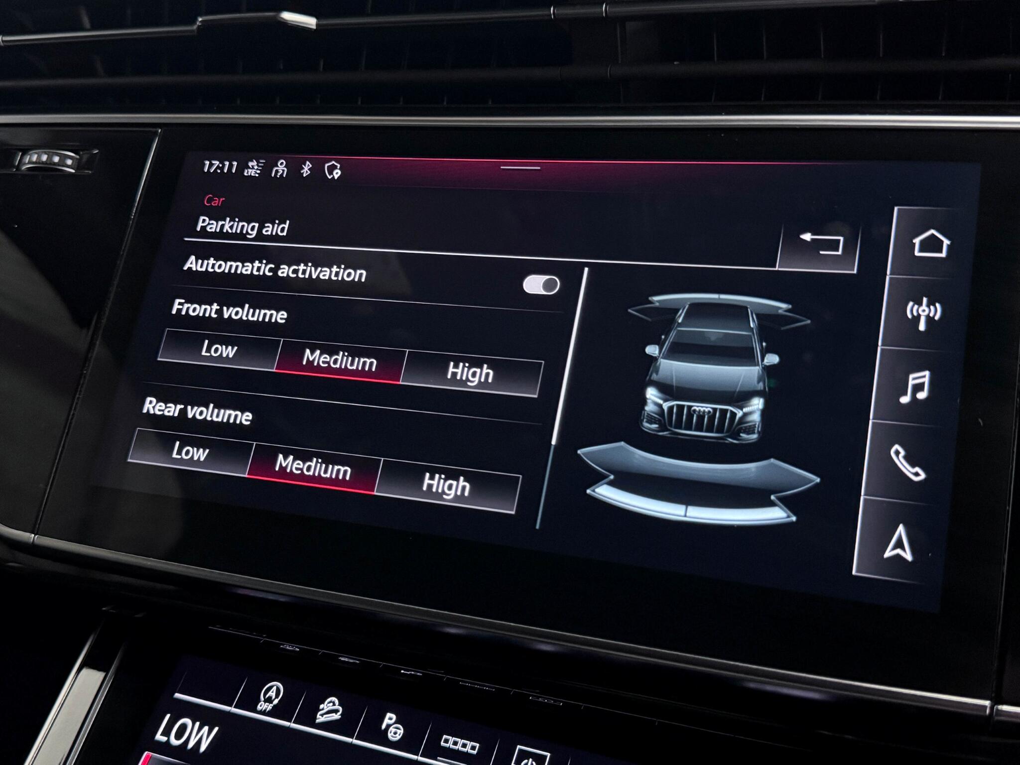 Audi Q7 view 50