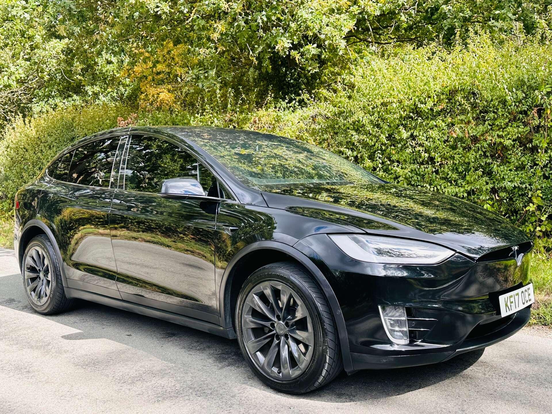 Tesla Model X view 54
