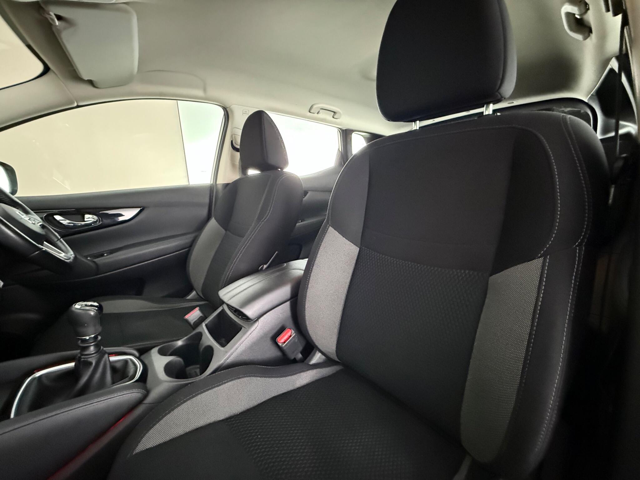 Nissan Qashqai view 28
