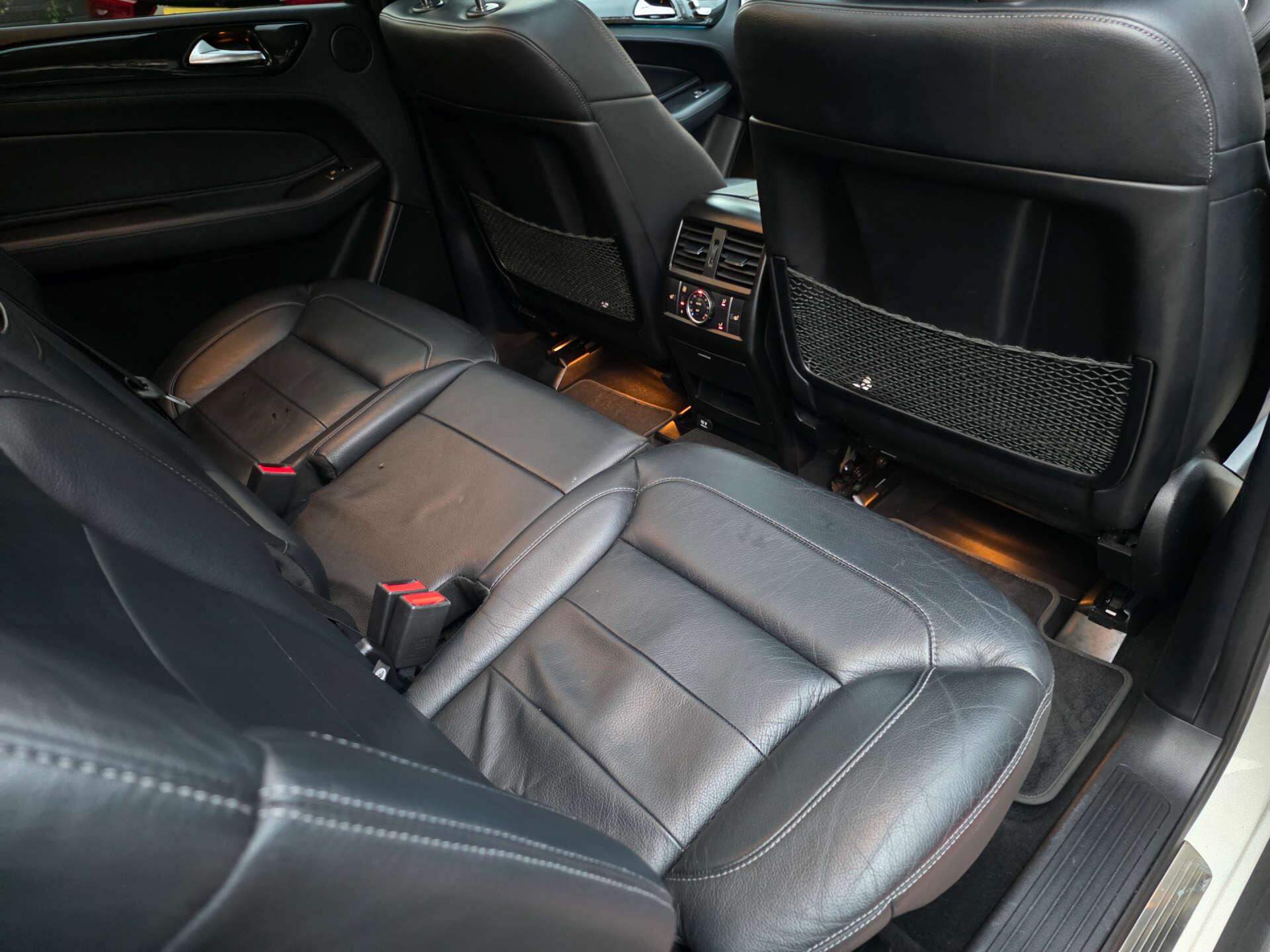 Mercedes-Benz GLS view 23