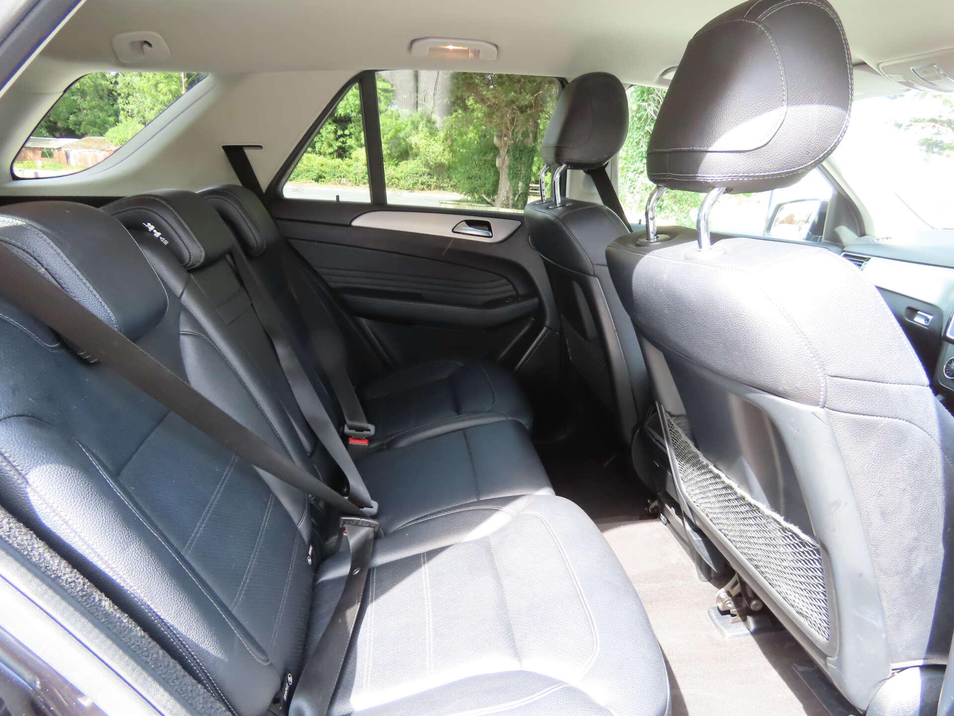 Mercedes-Benz Gle view 9