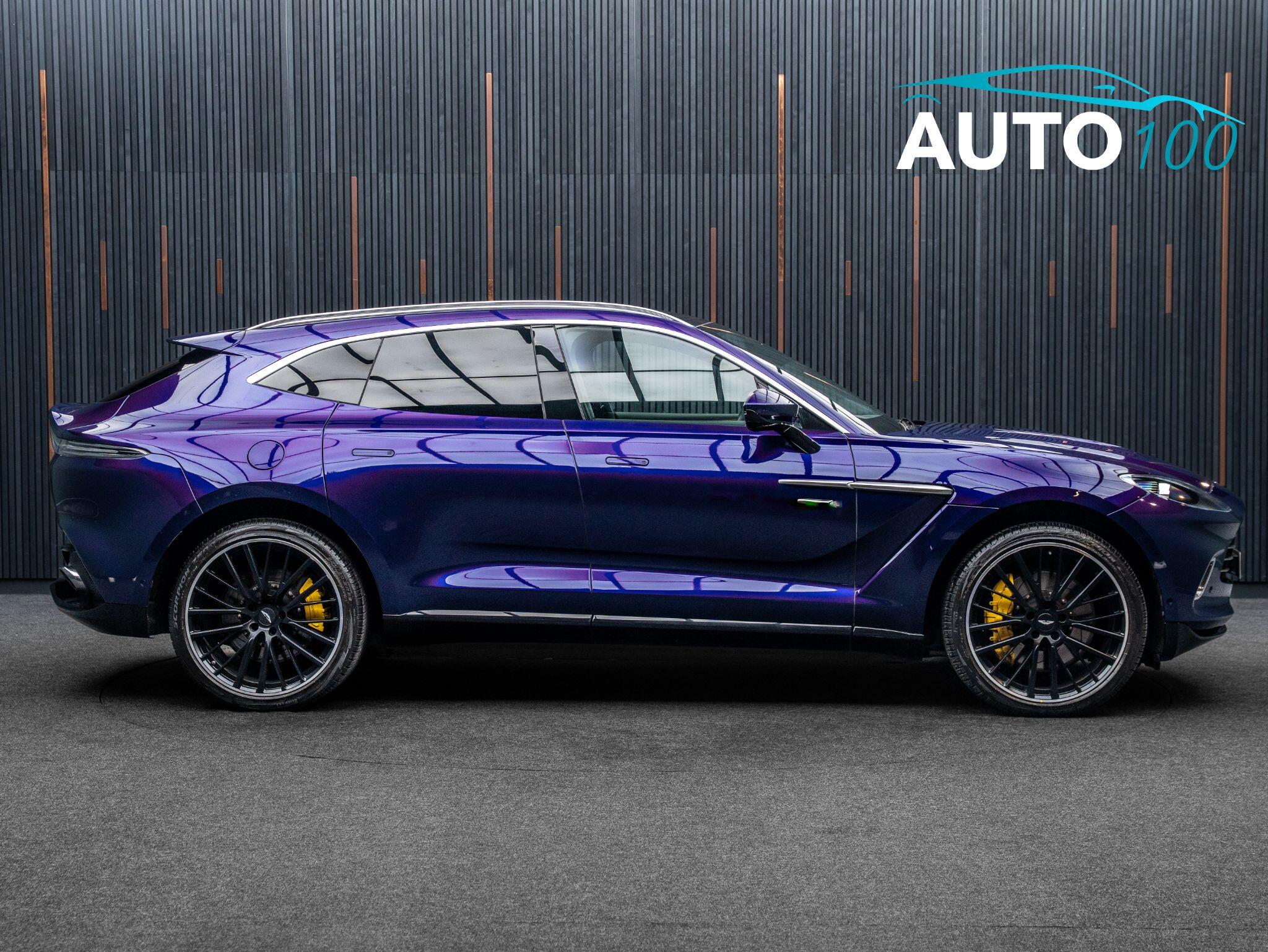 Aston Martin DBX view 11