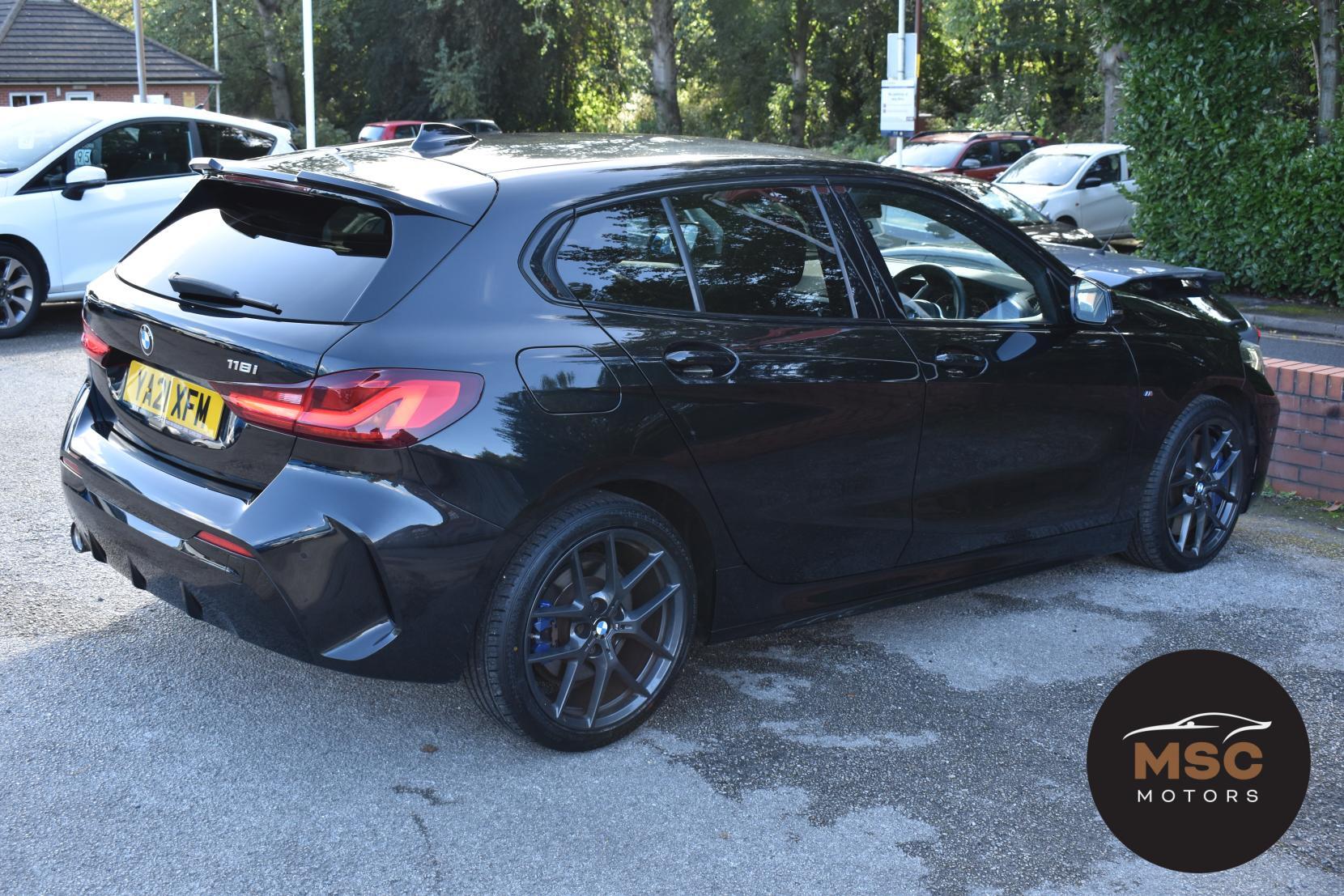 BMW 1 Series view 17