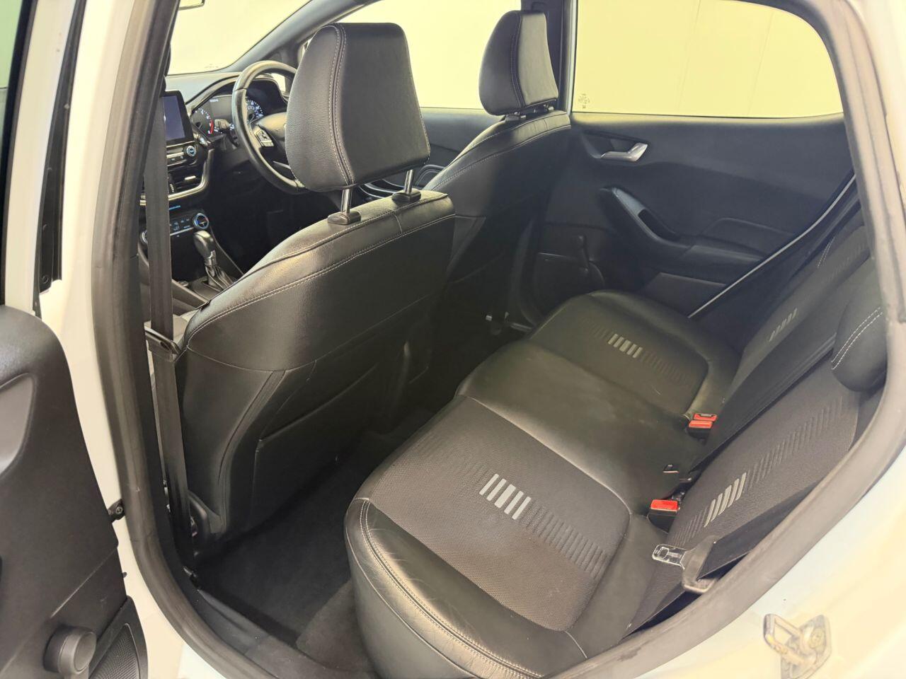 Ford Fiesta view 60