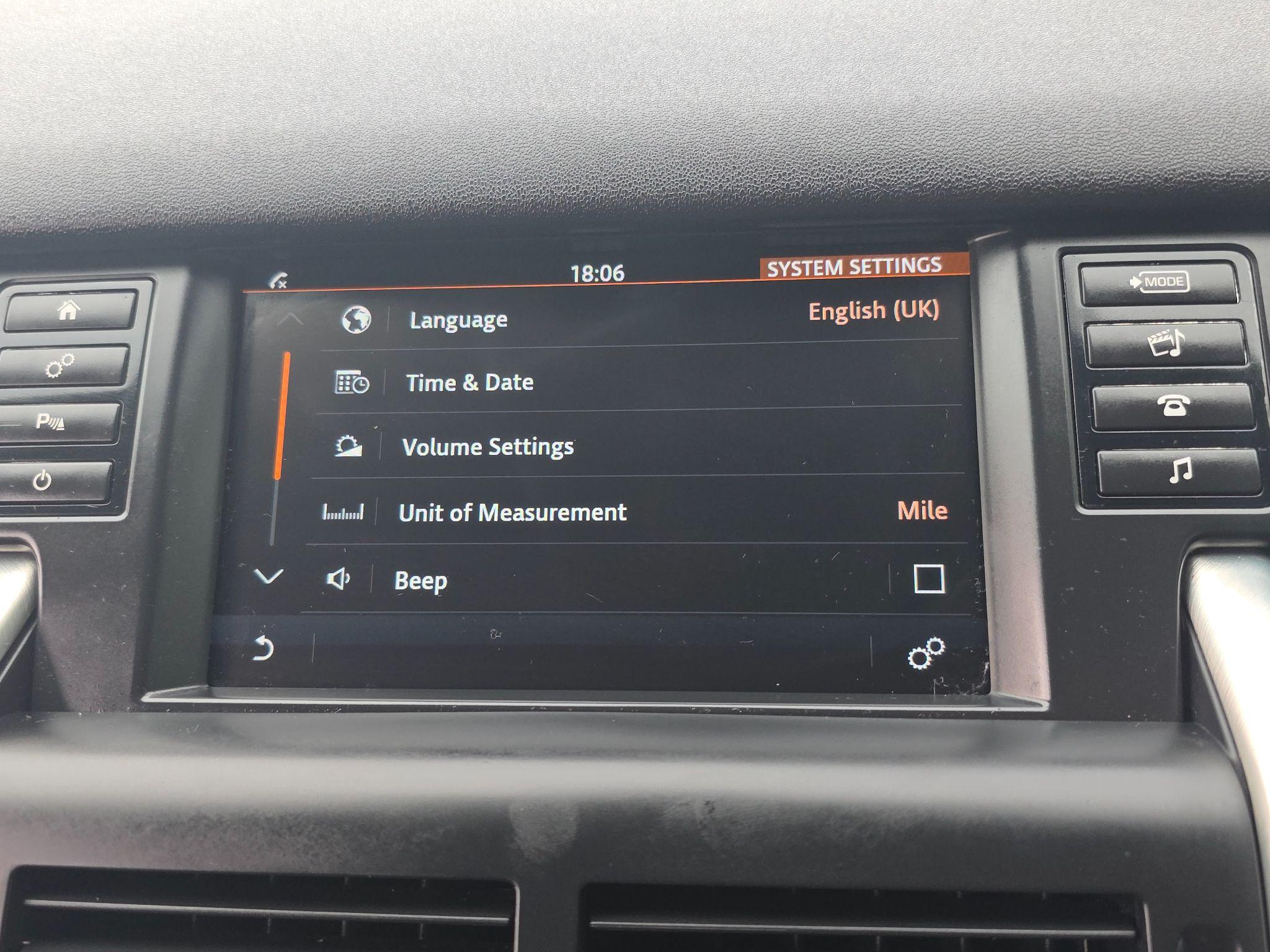 2017 Land Rover Discovery Sport 2.0 TD4 SE 4WD Euro 6 (s/s) 5dr (5 Seat) • 60,214 miles image 64