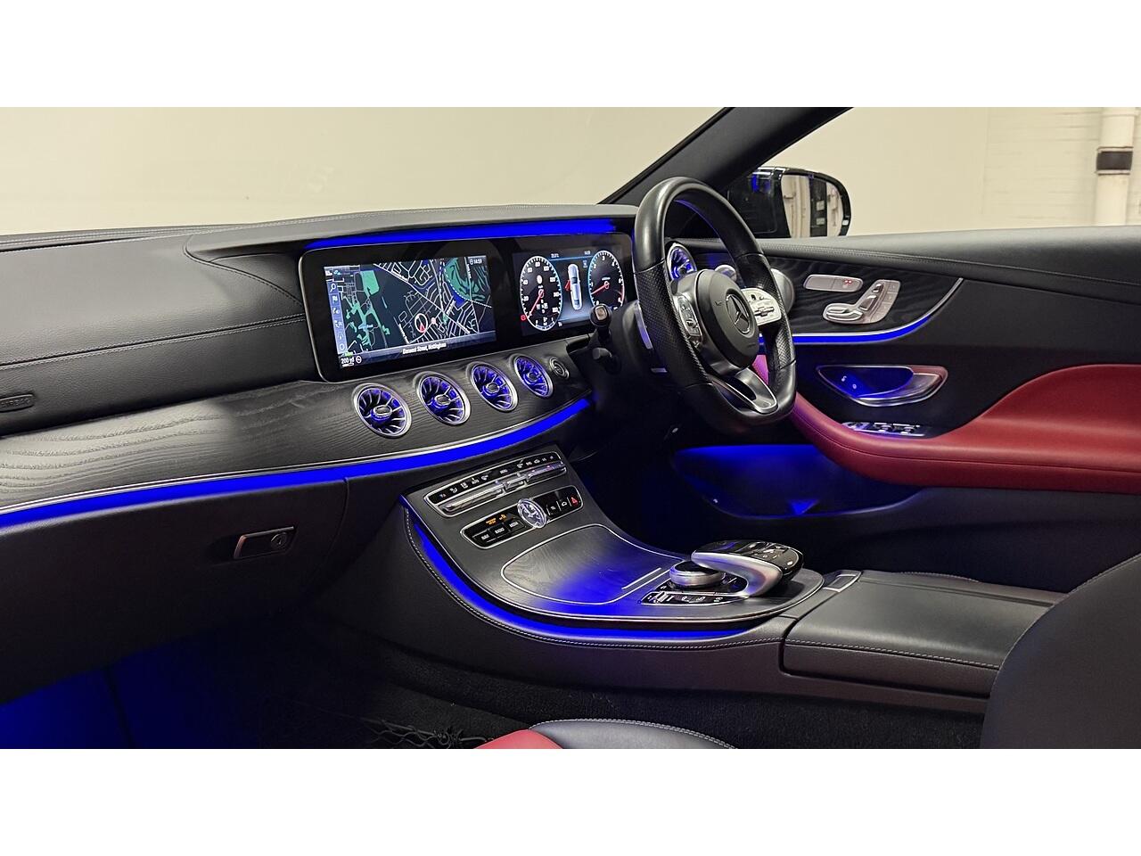 Mercedes-Benz E-Class view 14