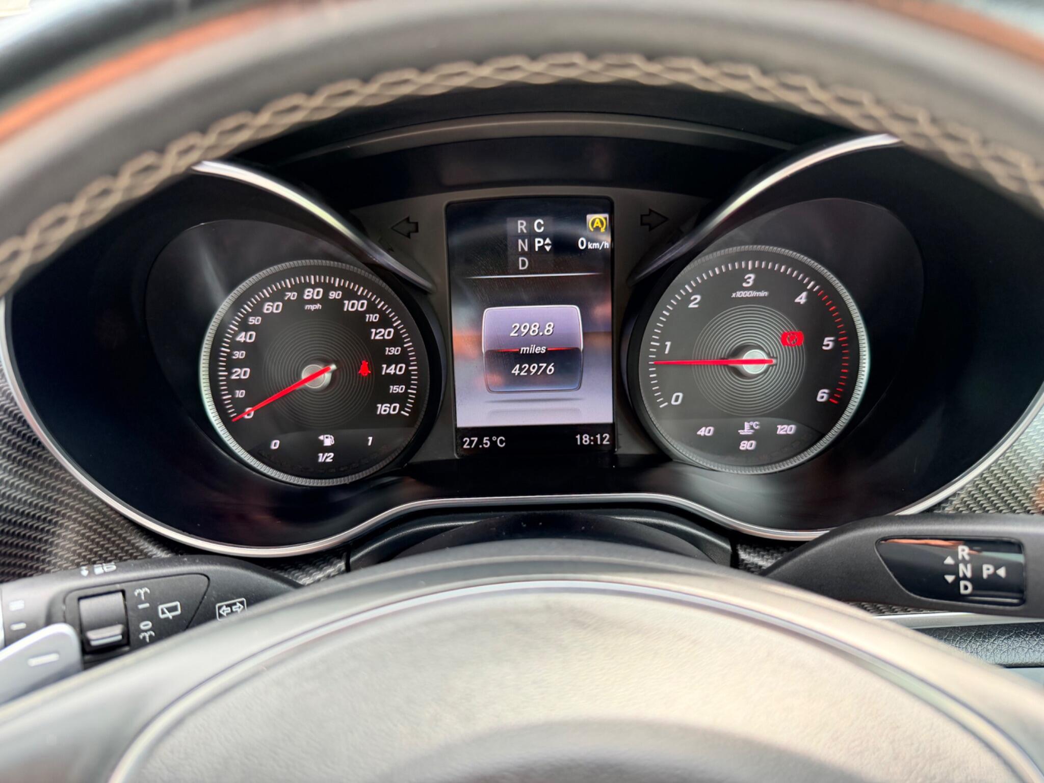 Mercedes-Benz V-Class view 38