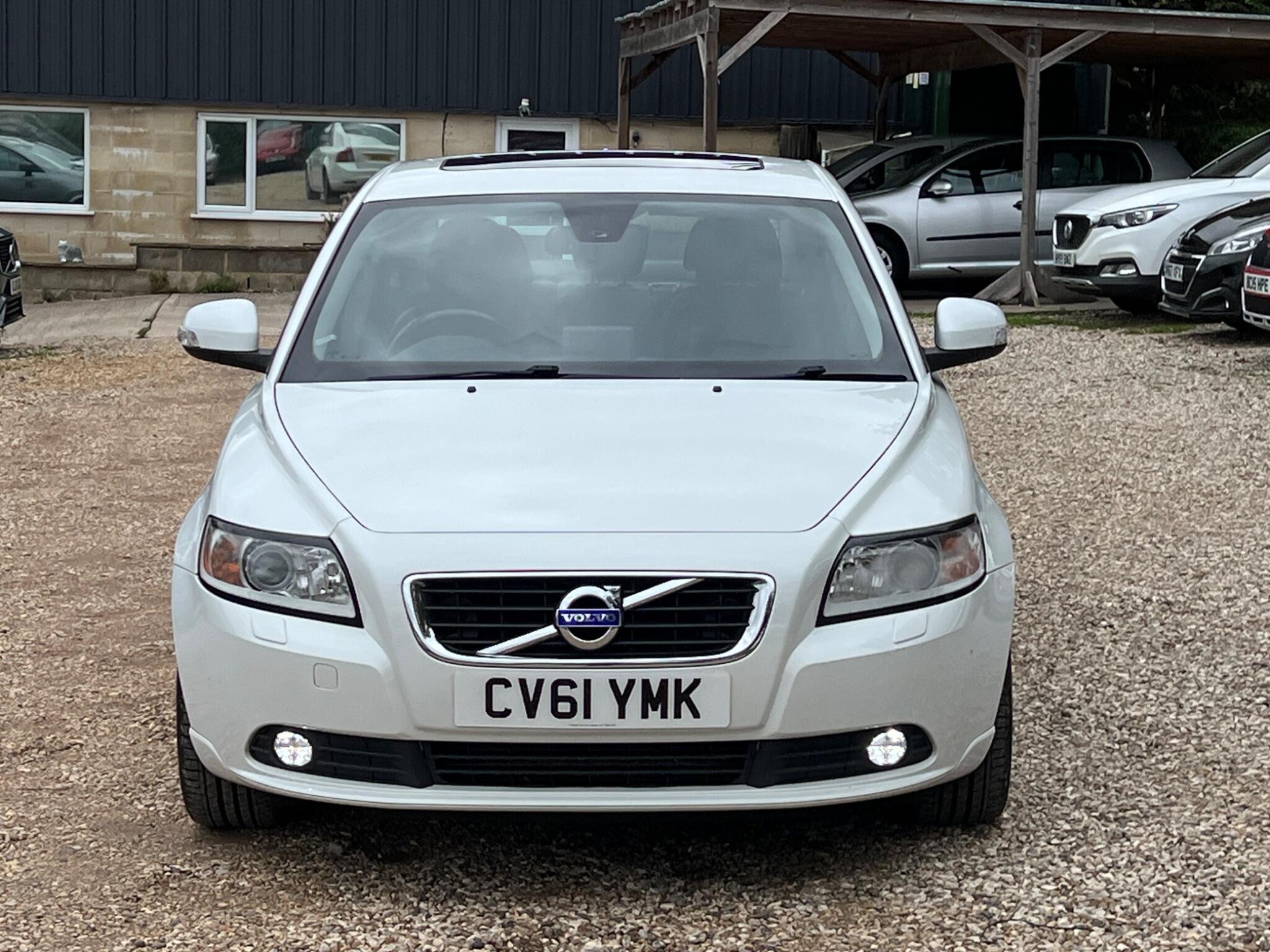 Volvo S40 view 5