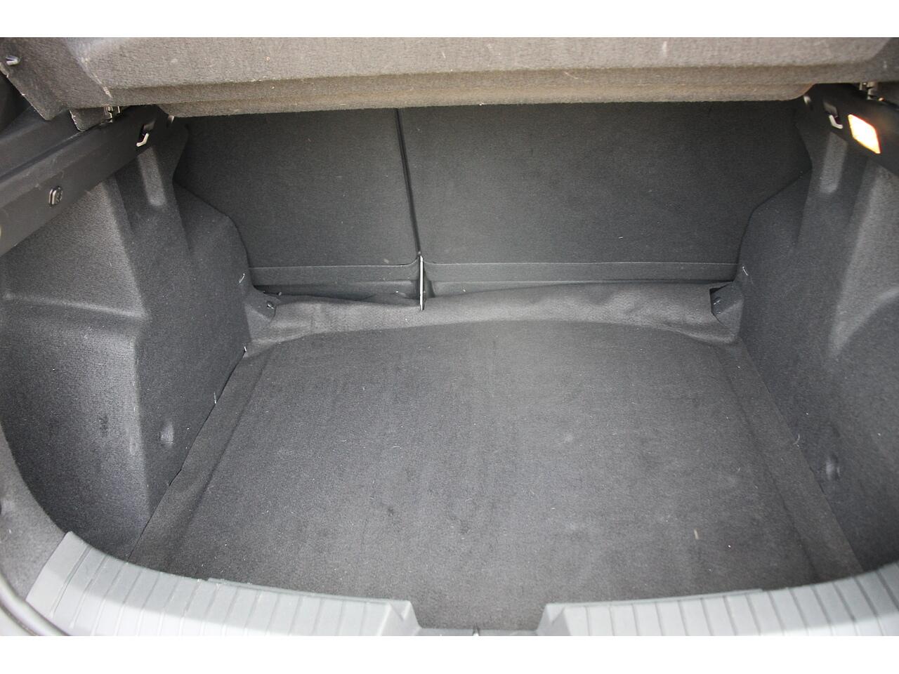 Dacia Duster view 36