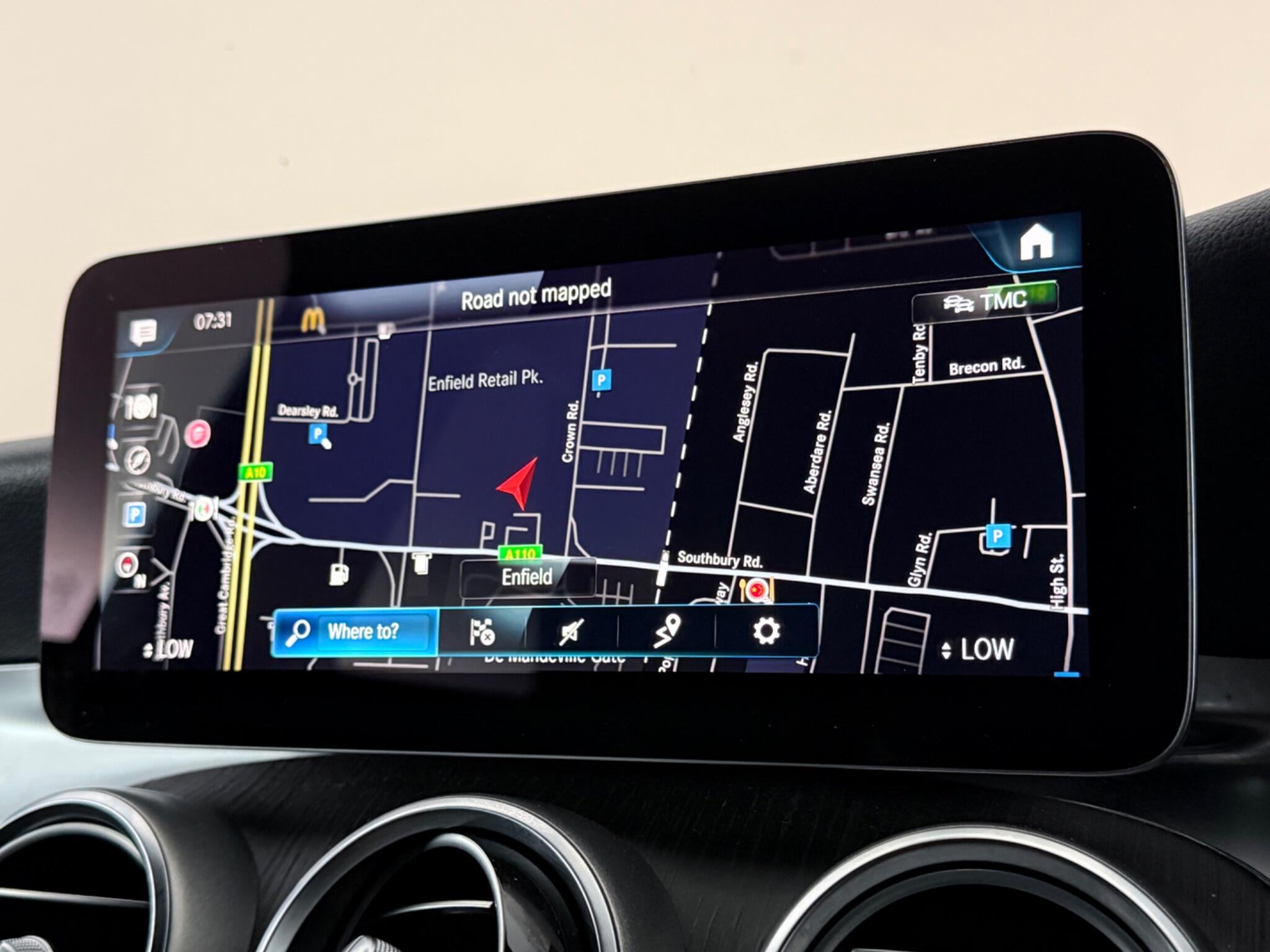 Mercedes-Benz GLC view 26