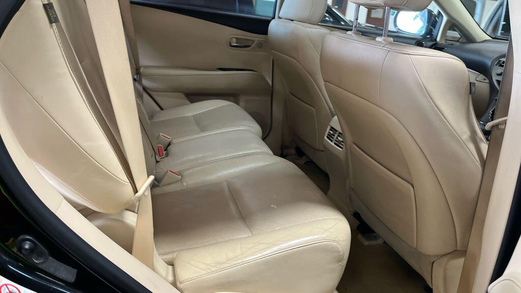 Lexus RX view 3