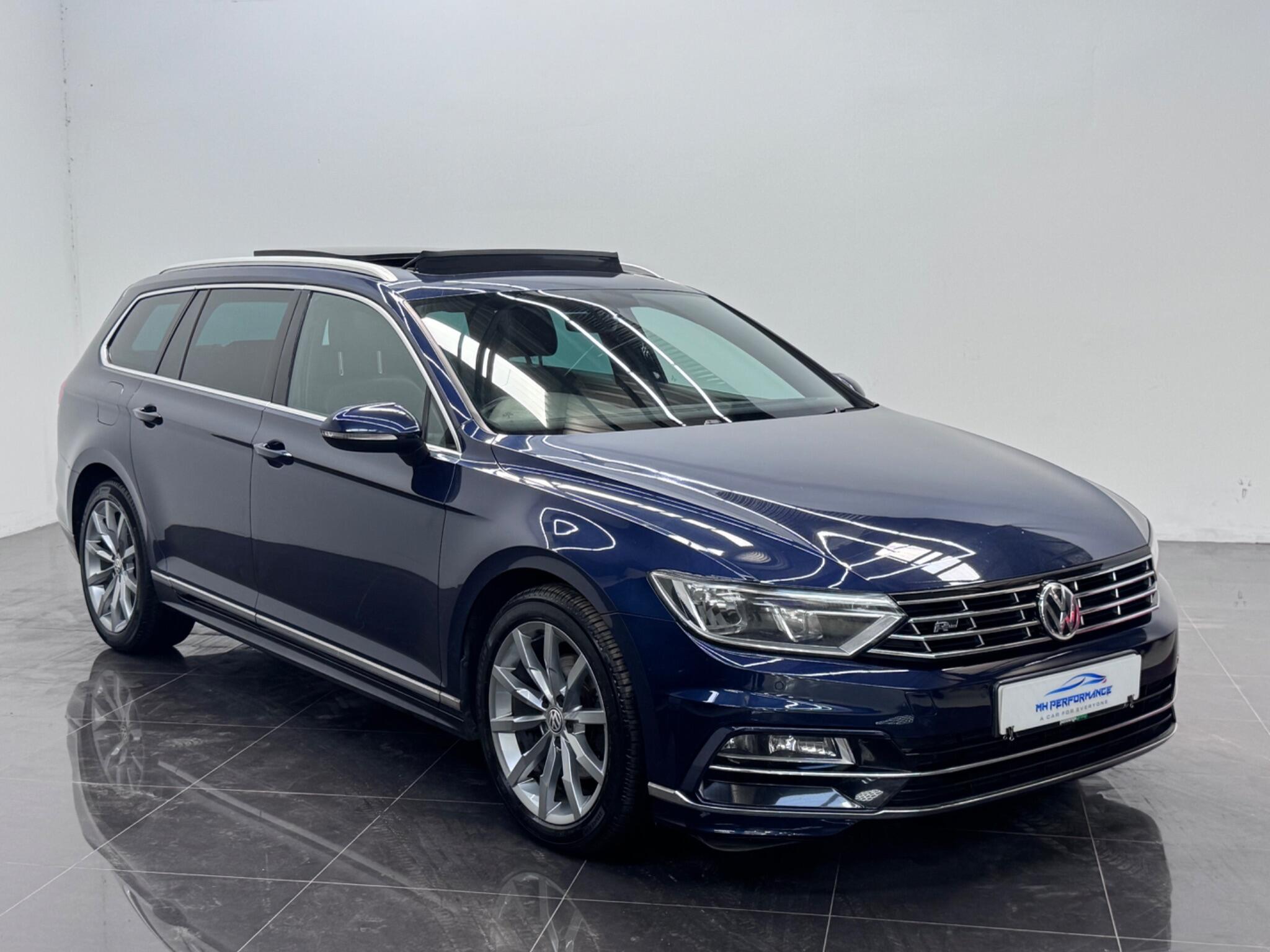 Volkswagen Passat view 32