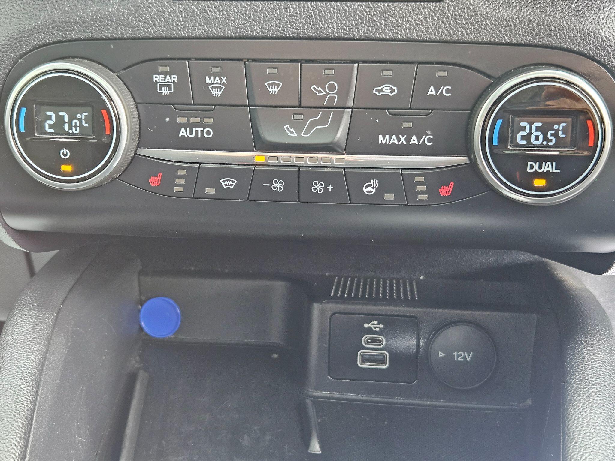 2022 Ford Kuga image 27