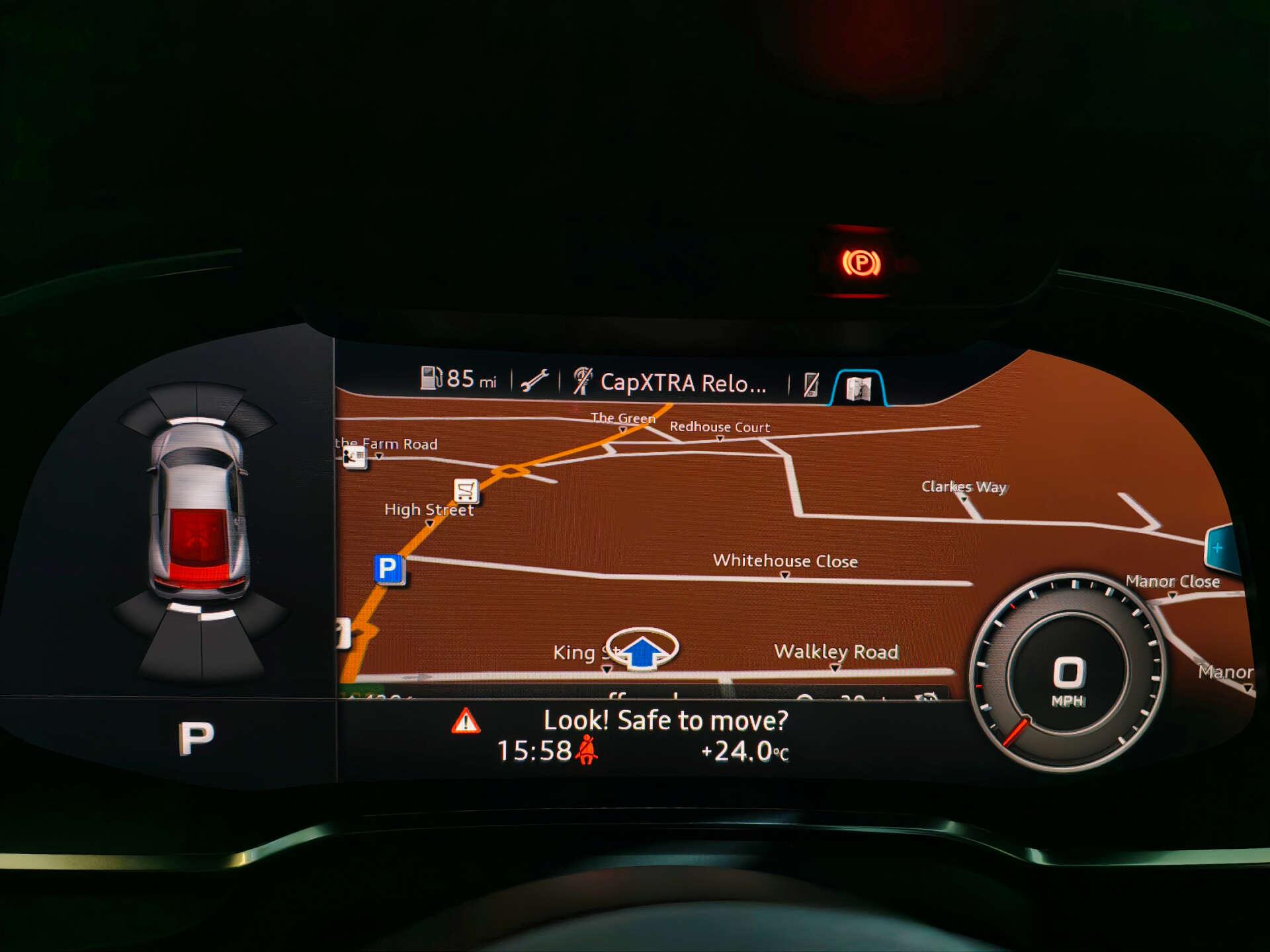 Audi R8 view 45