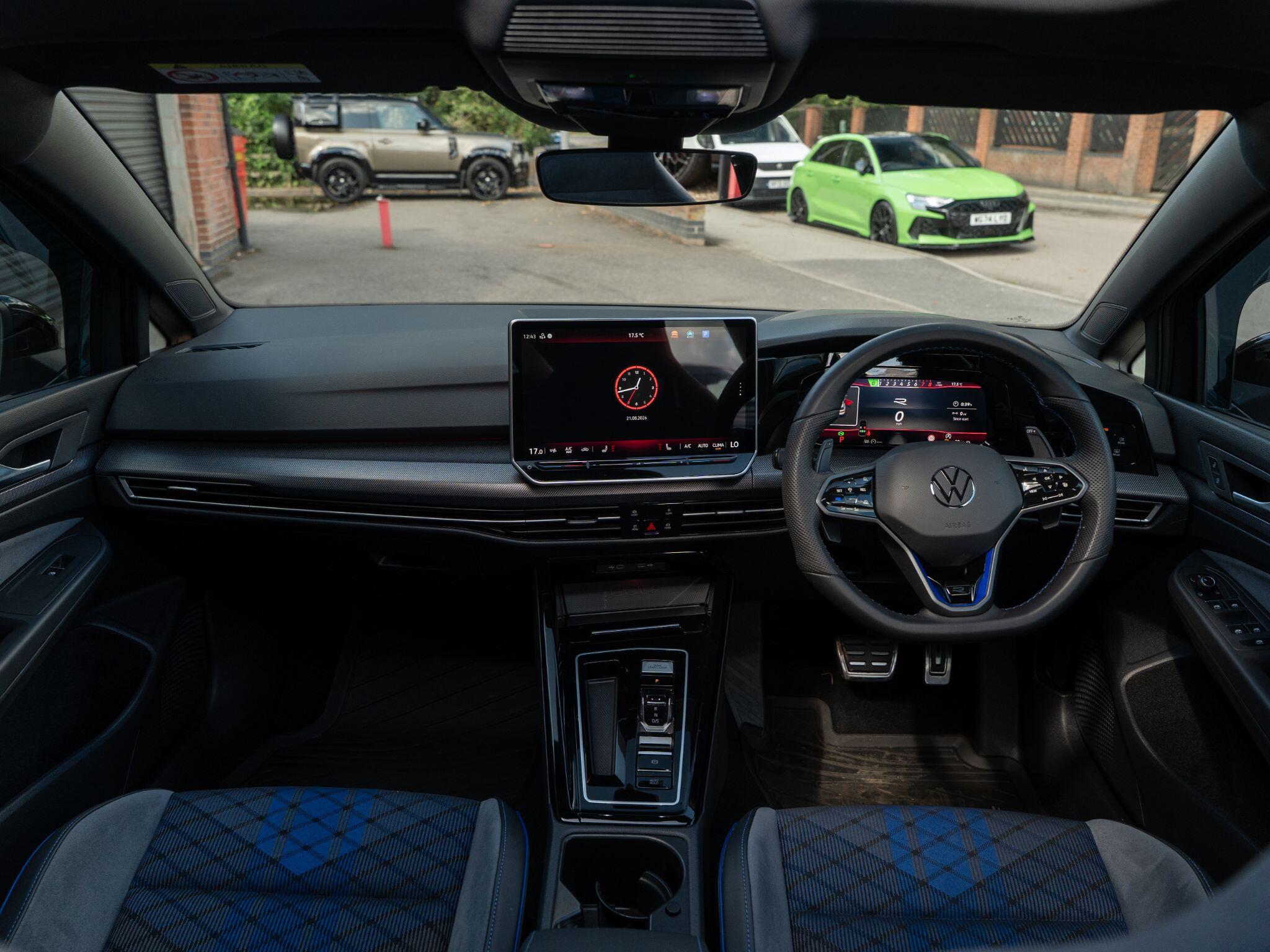 Volkswagen Golf view 38