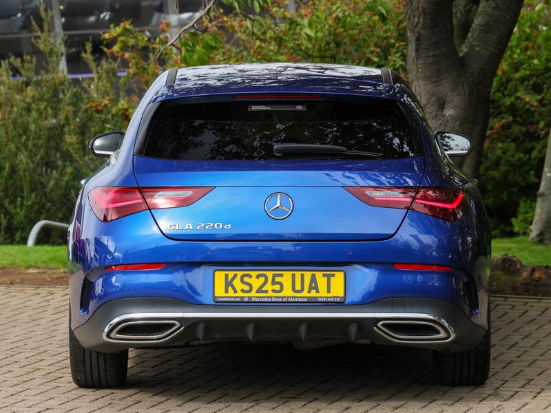 Mercedes-Benz CLA view 14