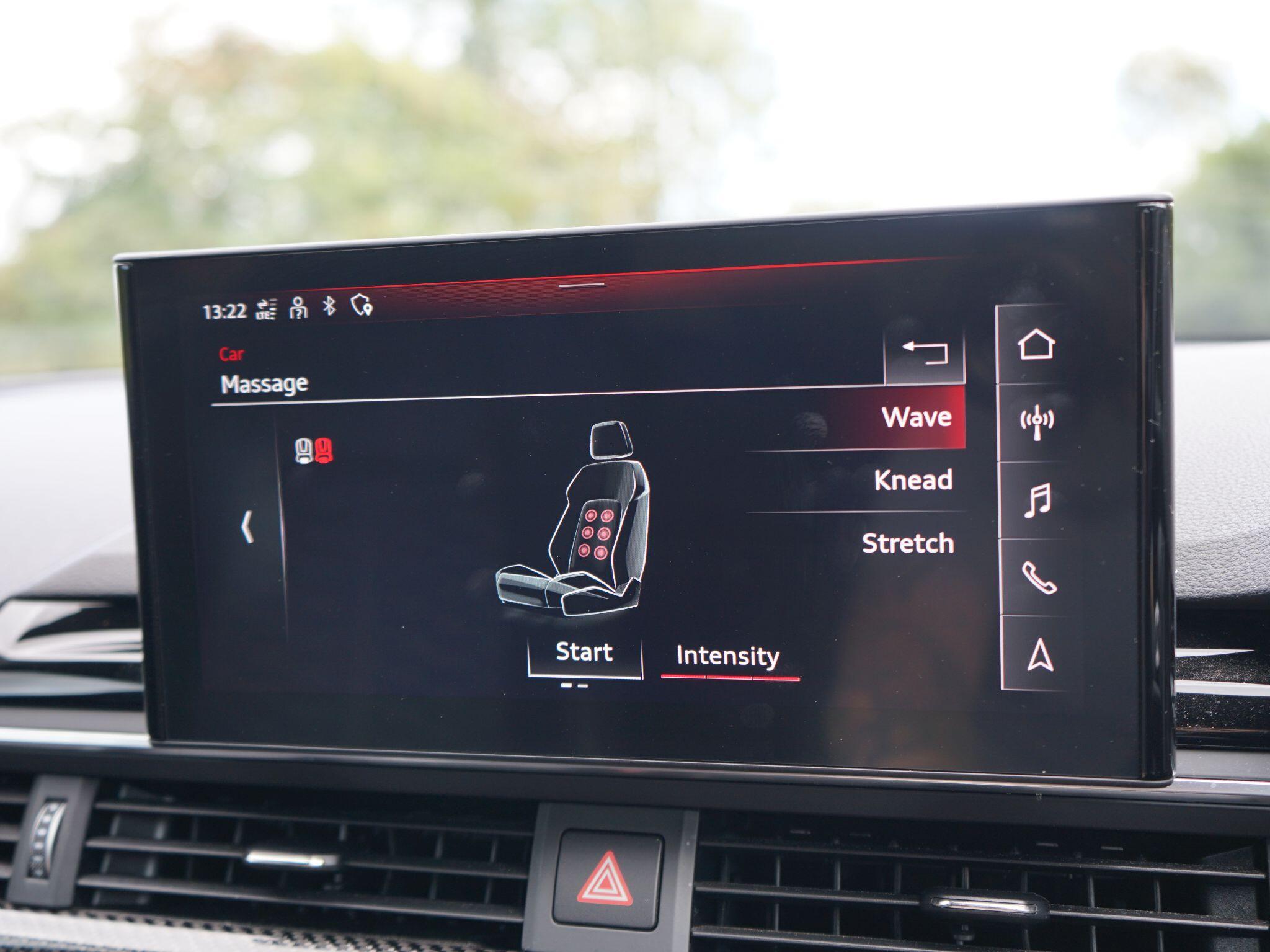 Audi RS4 Avant view 41