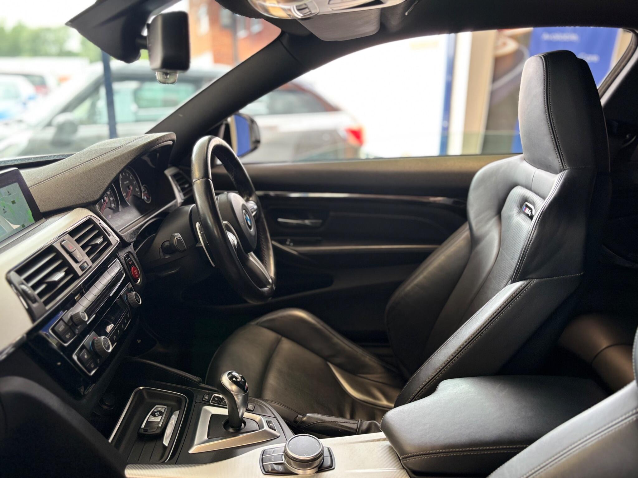 BMW M4 view 26
