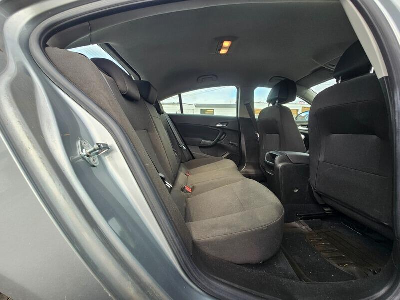 2010 Vauxhall Insignia 2.0 CDTi S Euro 5 5dr • 75,000 miles image 10