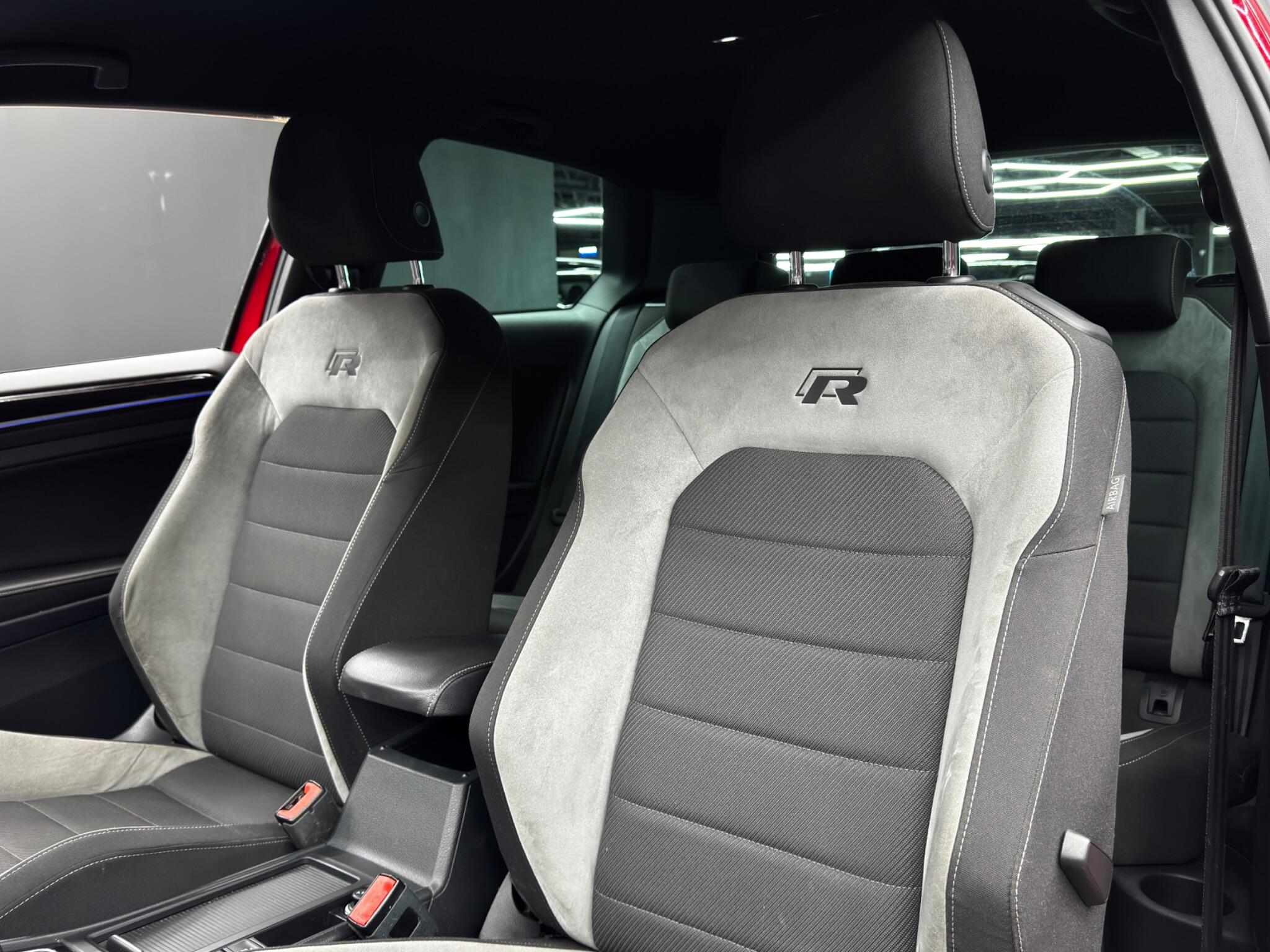 Volkswagen Golf view 14
