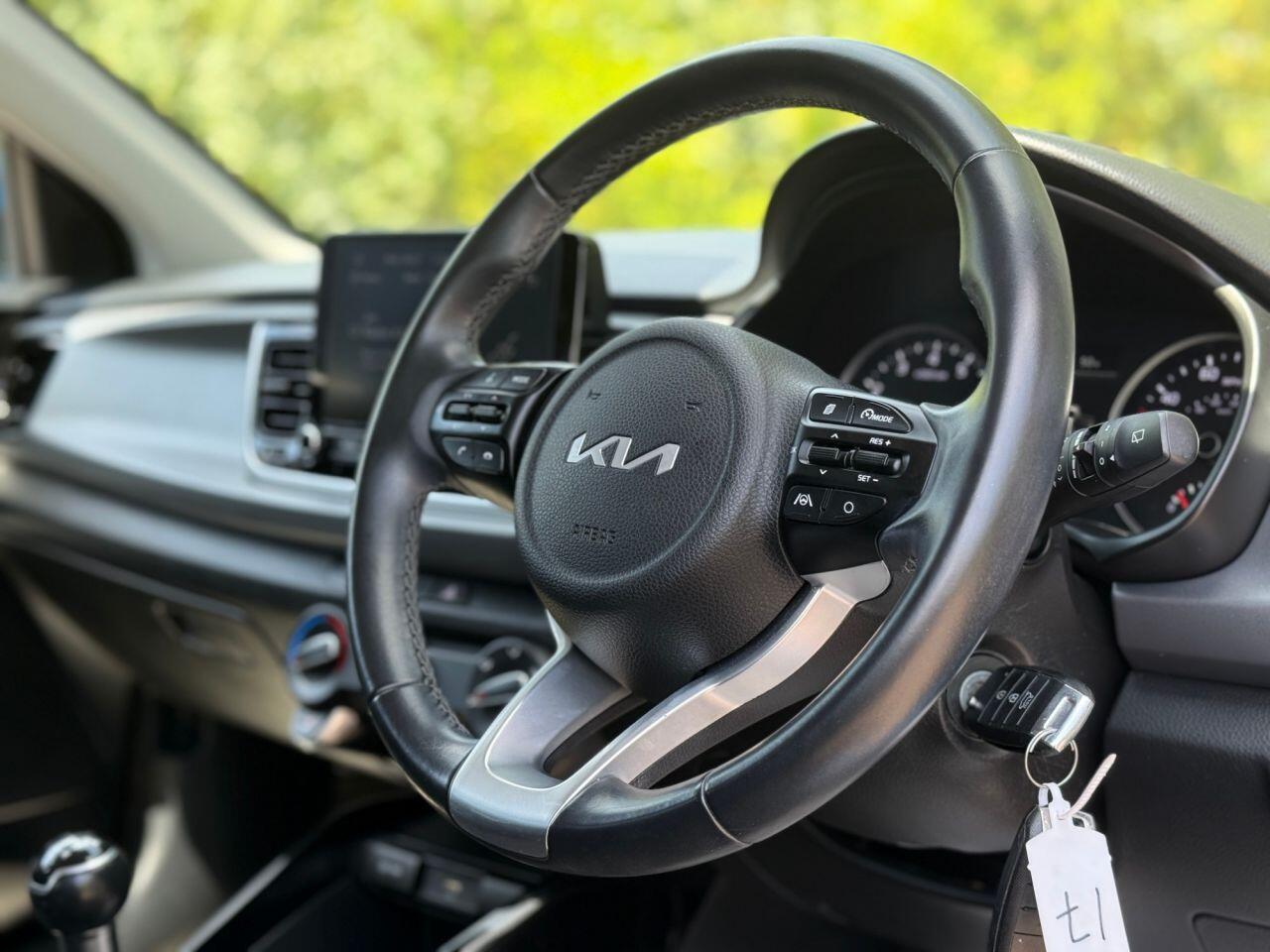 Kia Rio view 9