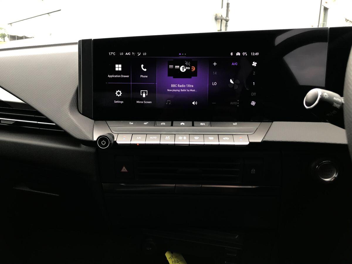 Vauxhall Astra view 13