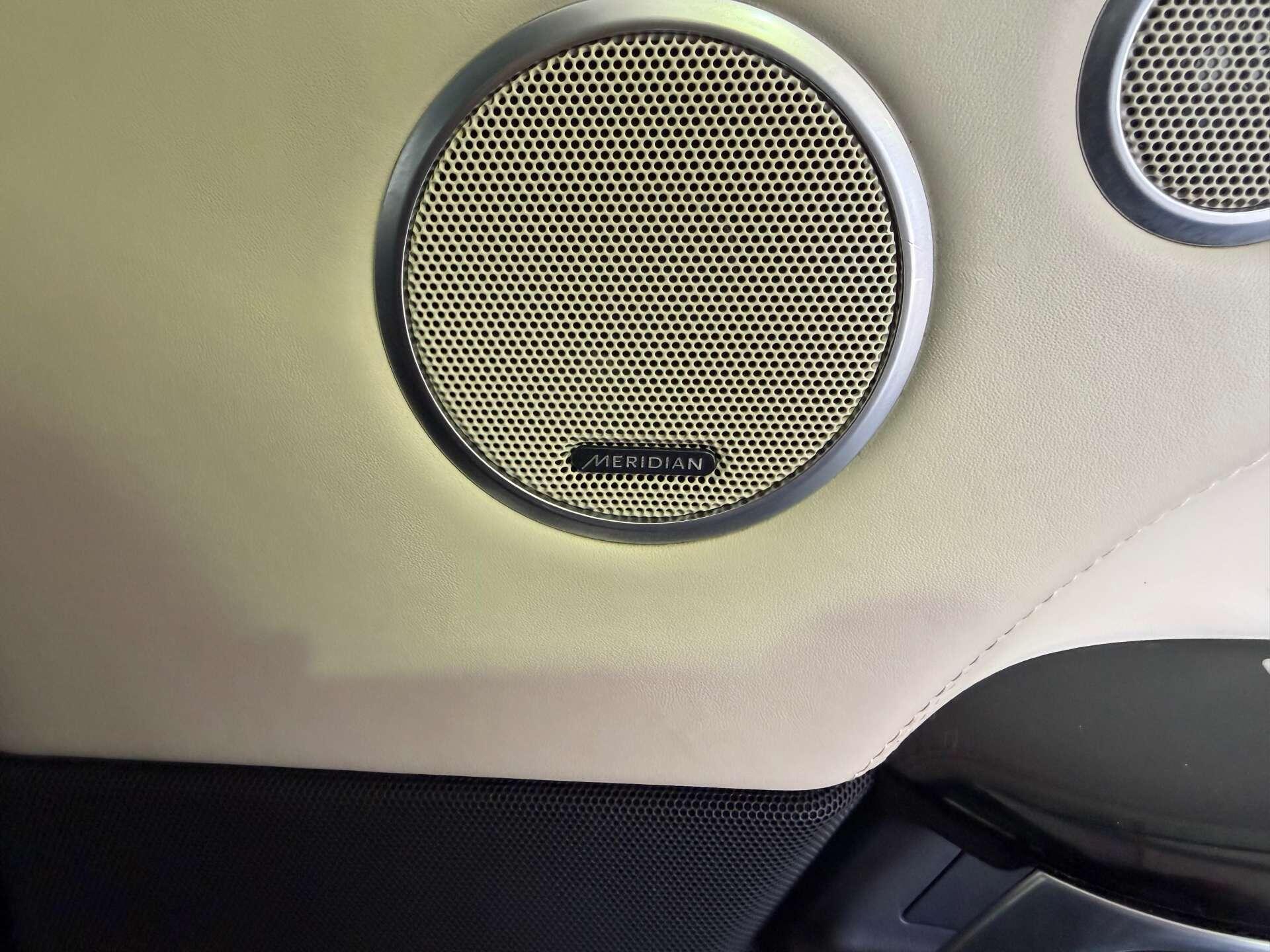 Land Rover Range Rover view 62