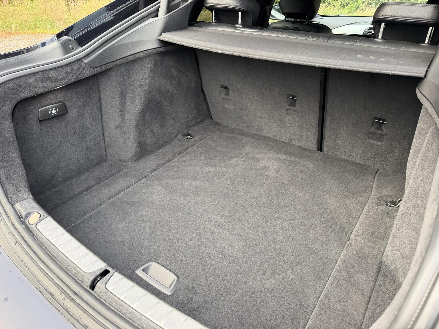 BMW 4 Series view 35