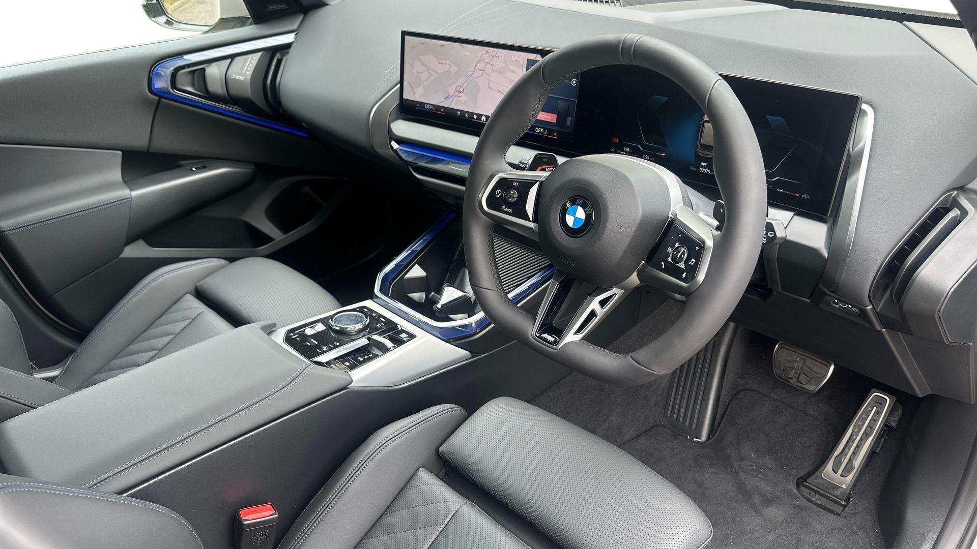 BMW X3 view 6