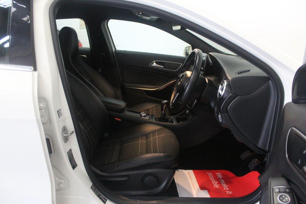 Mercedes-Benz A-Class view 27