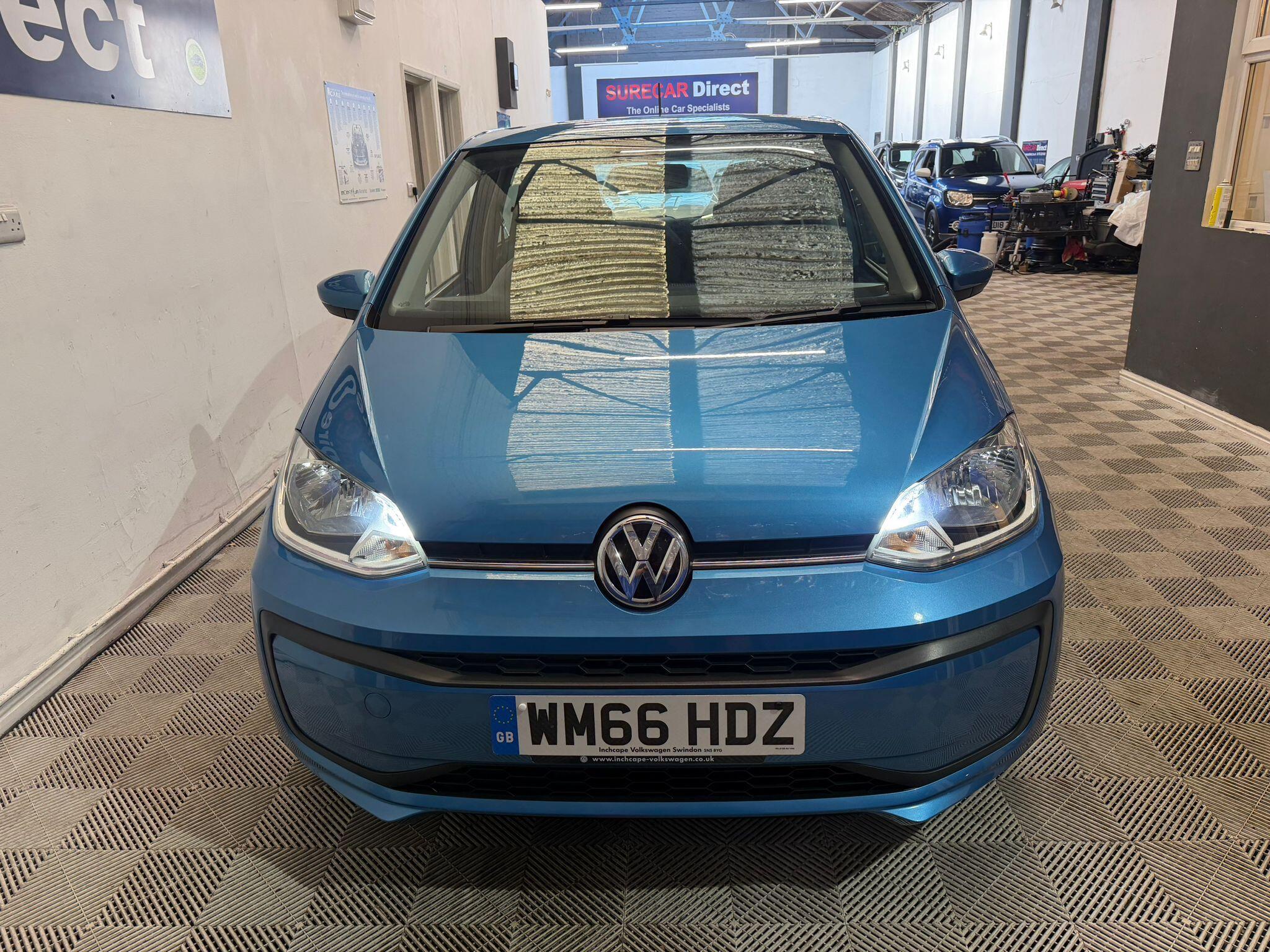 Volkswagen Up! view 5