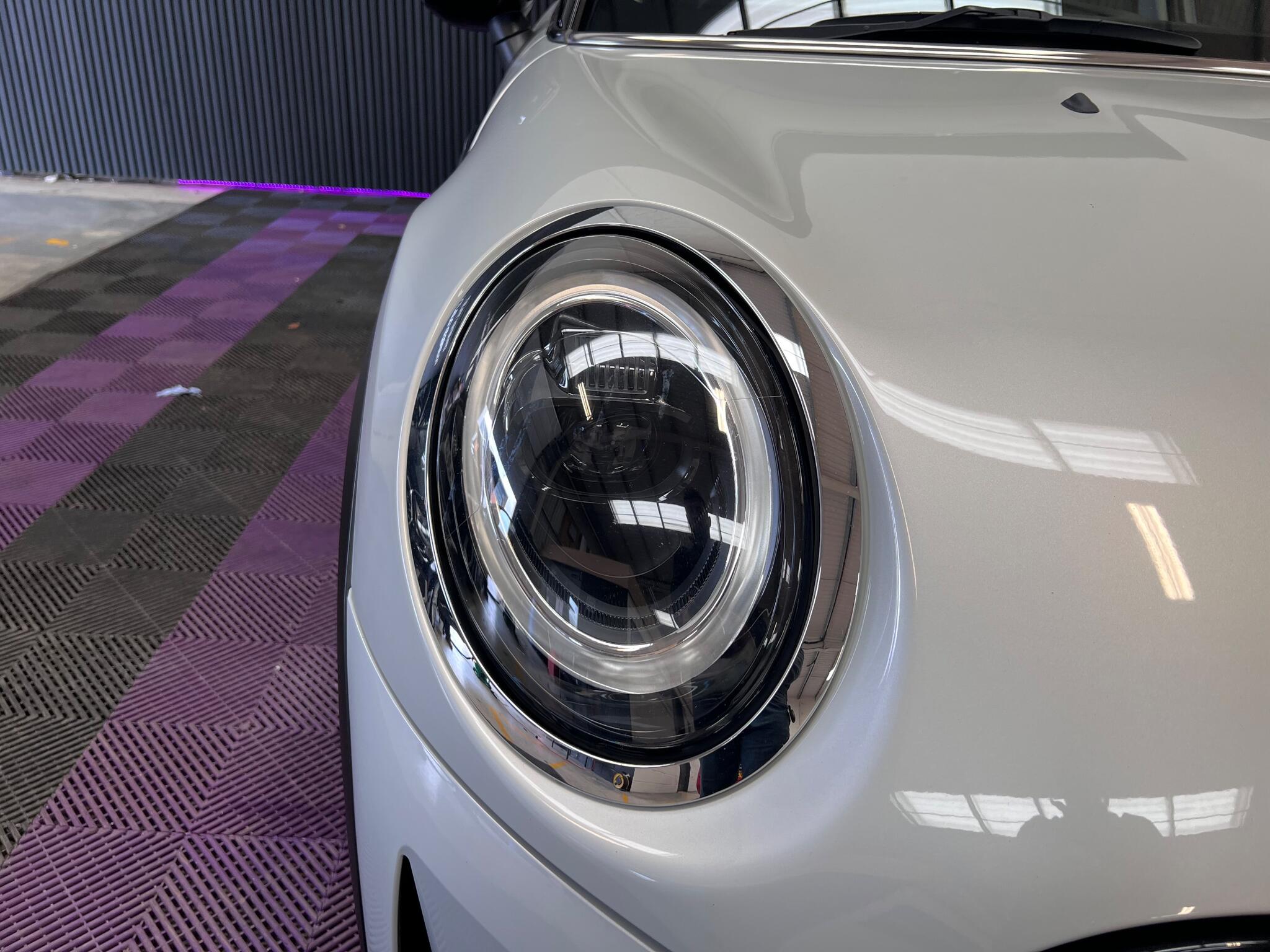 Mini Hatch view 47