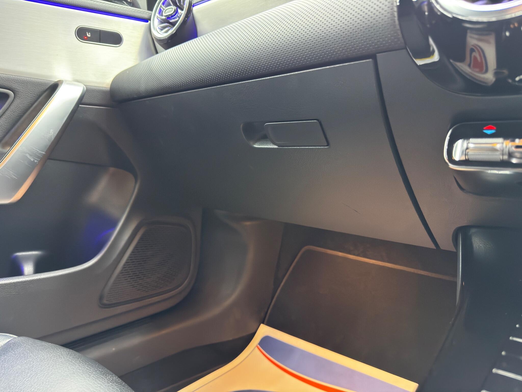 Mercedes-Benz Cla view 40