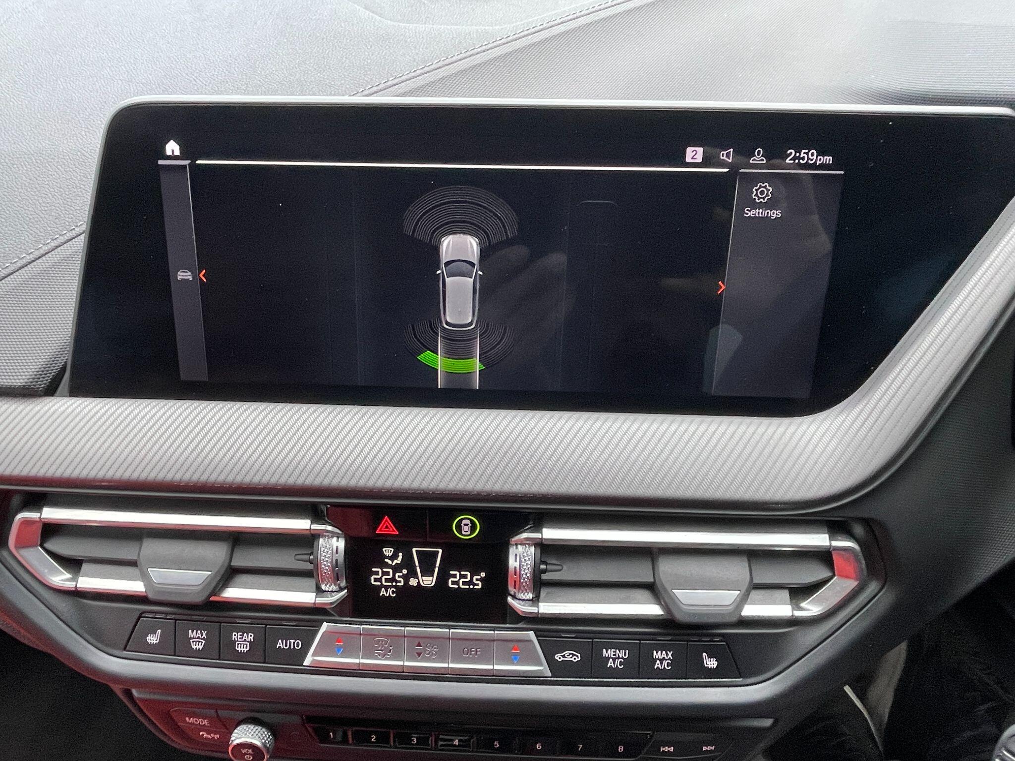 BMW 1 Series view 21