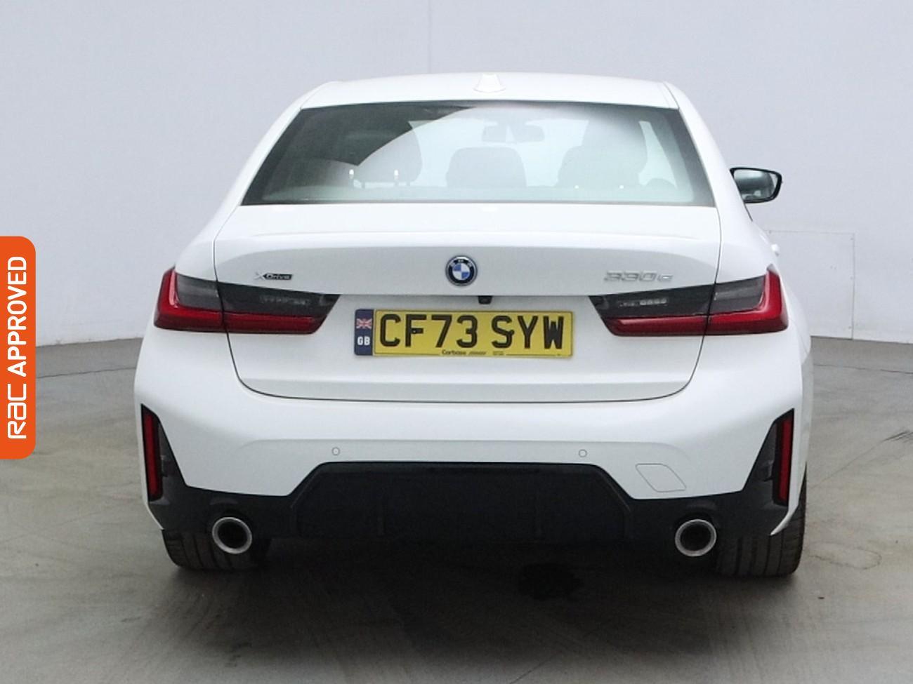 BMW 3 Series view 9