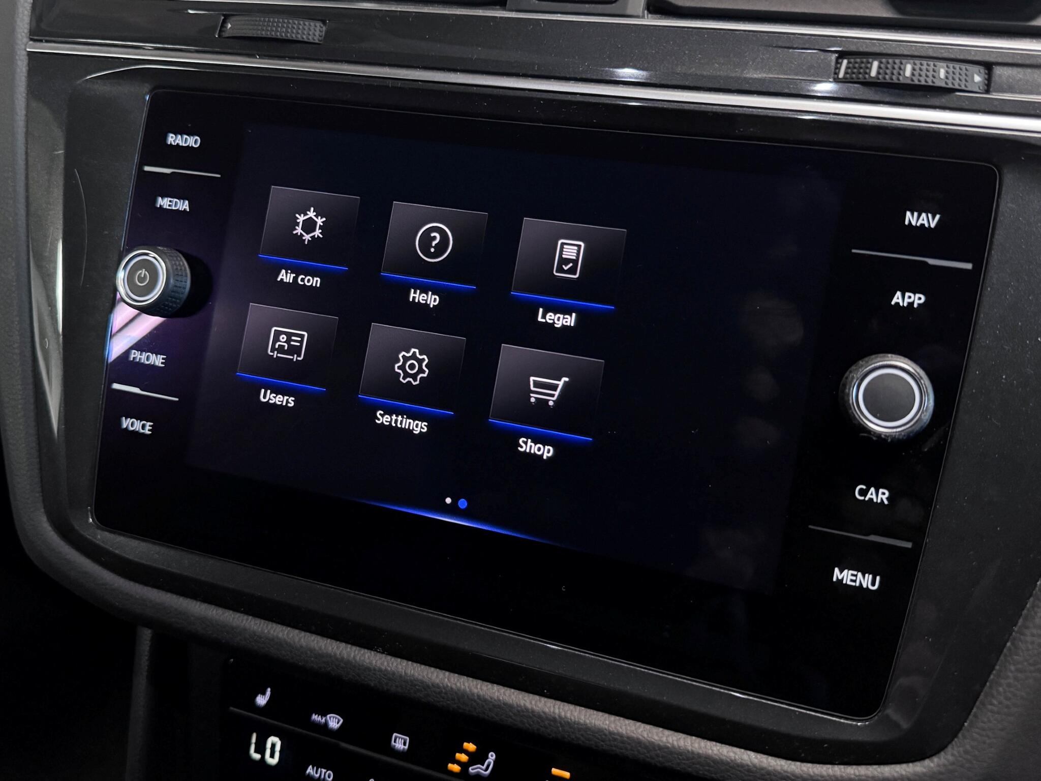 Volkswagen Tiguan view 38